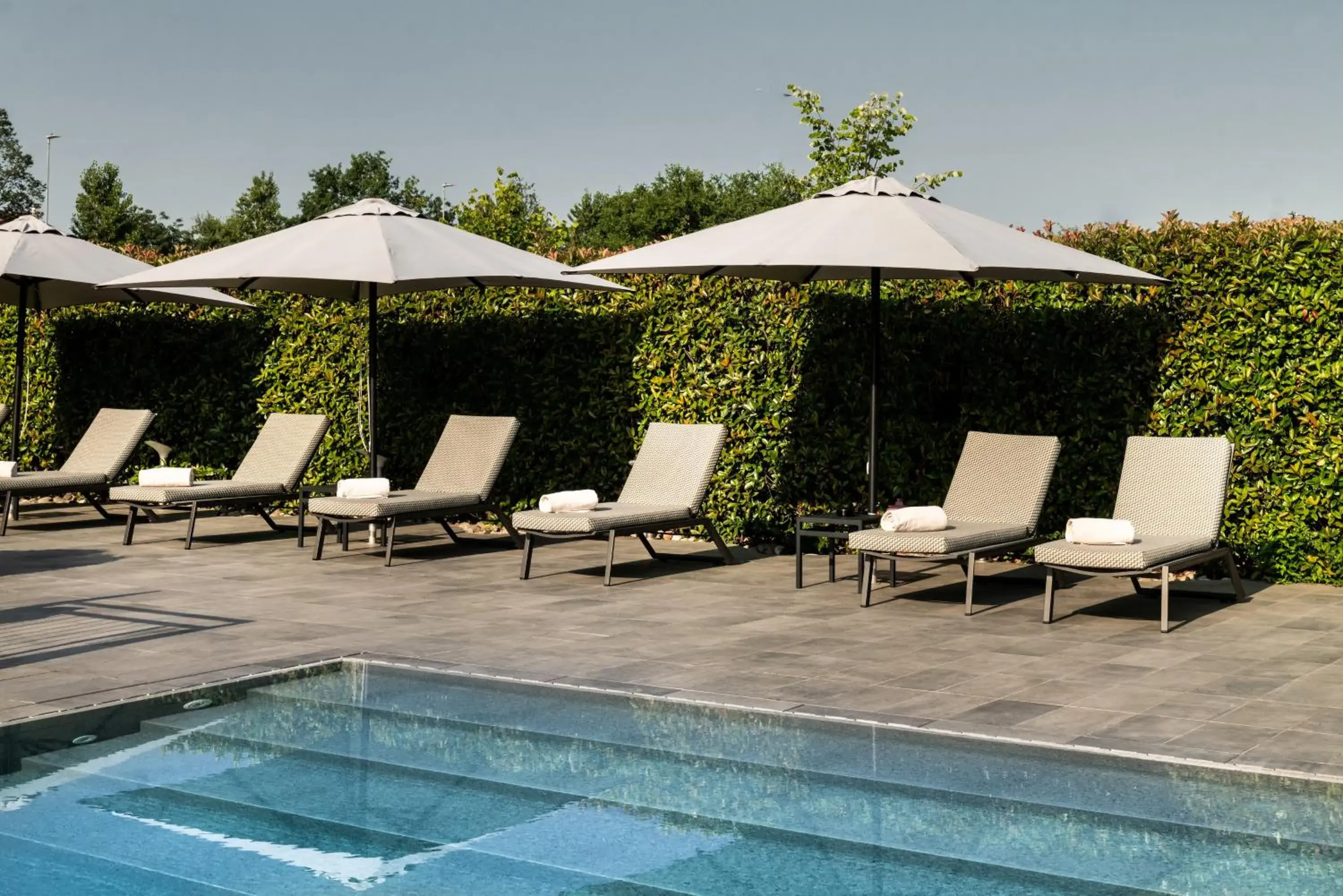 Swimming pool in Litta Palace Milano Swimming pool in Litta Palace Milano