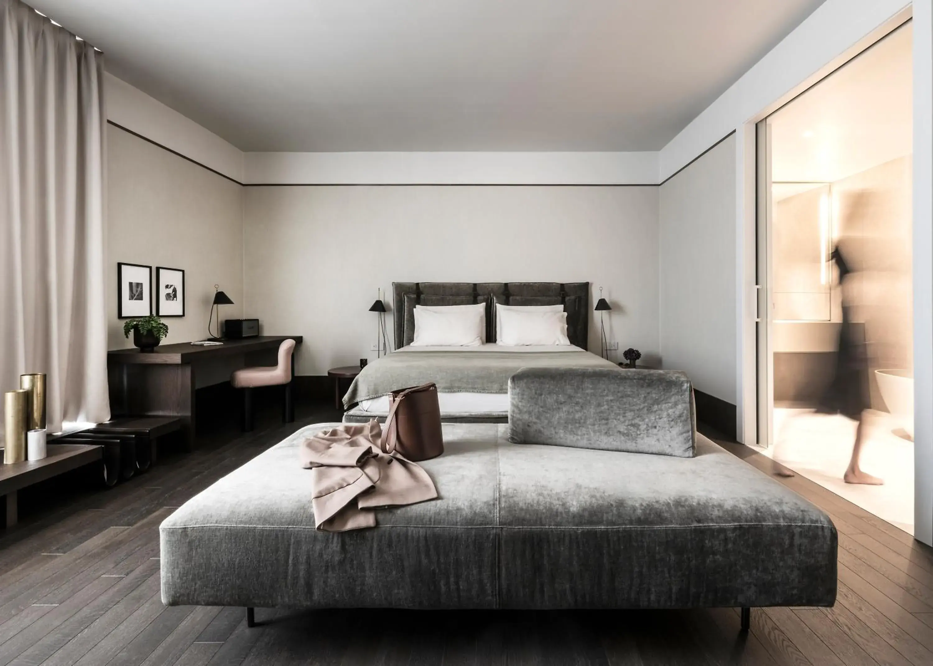 Bed in Litta Palace Milano Bed in Litta Palace Milano