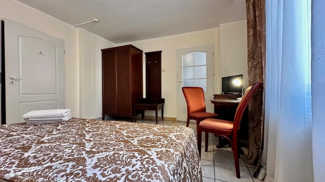 Bed in Hotel Turystyczny