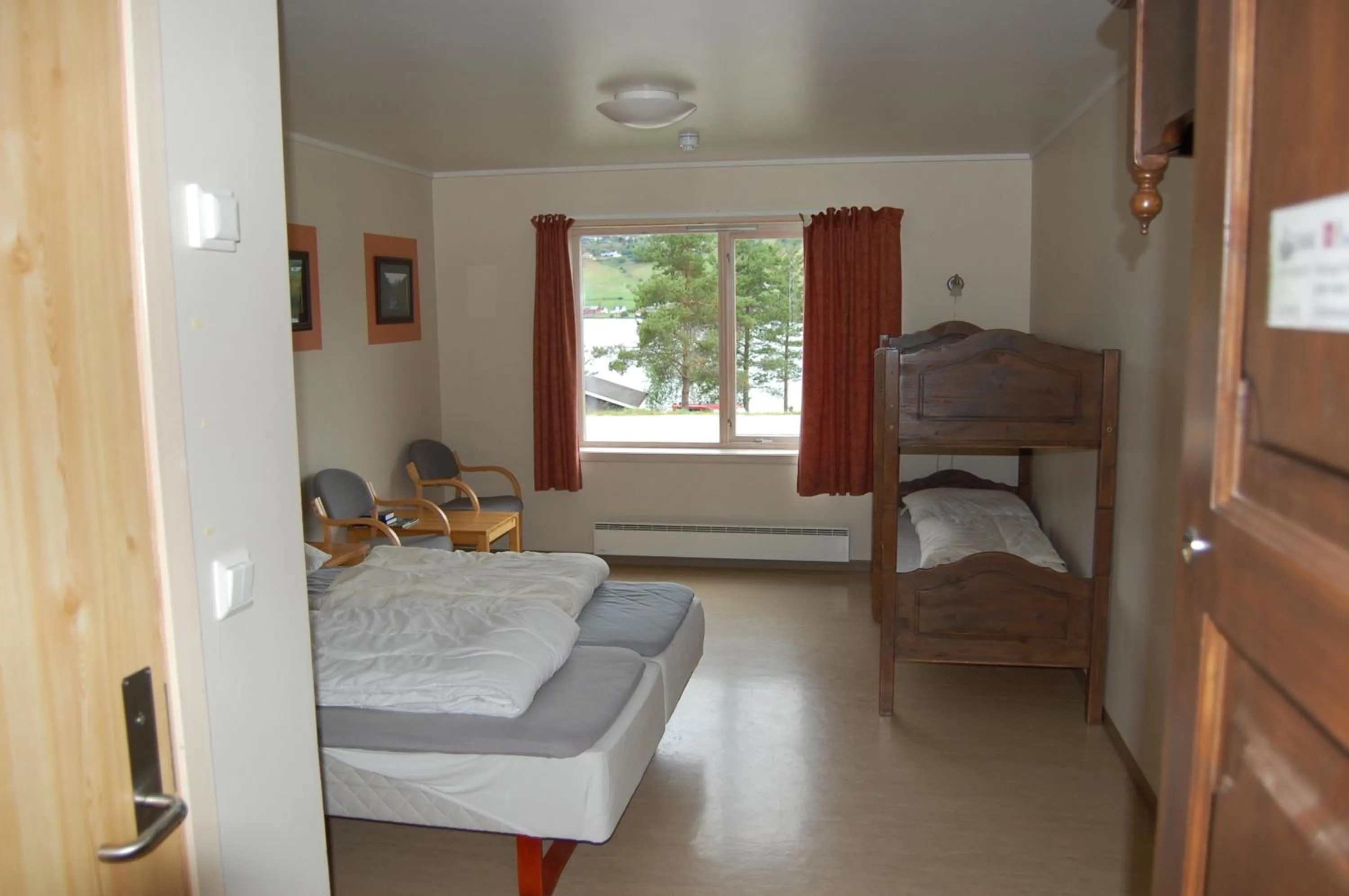 Photo of the whole room in Lyngmo Gjestehus