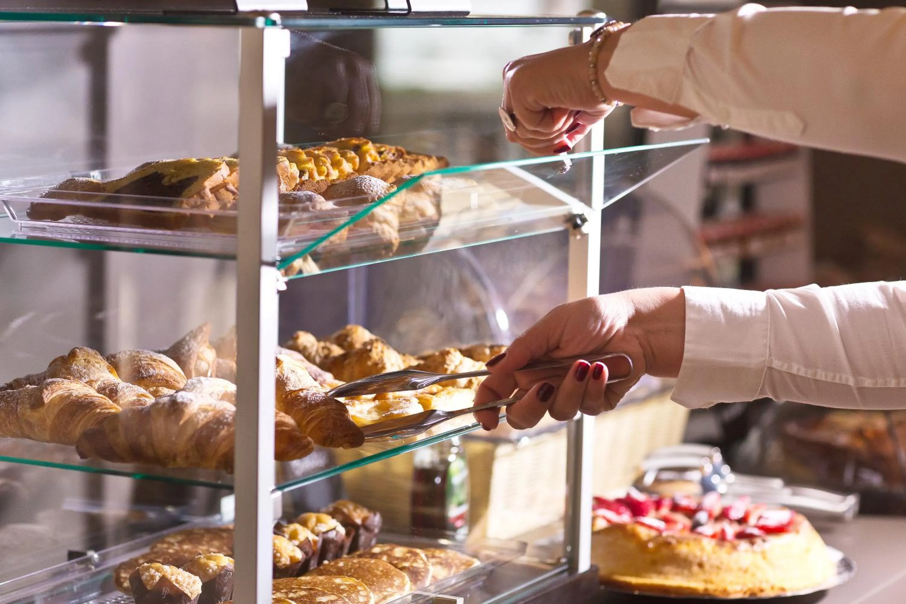 Breakfast in Alevic Hotel Sirmione
