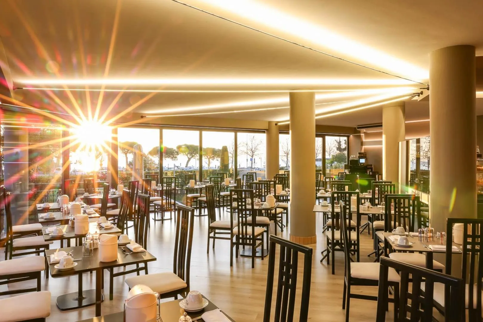 Restaurant/places to eat in Alevic Hotel Sirmione