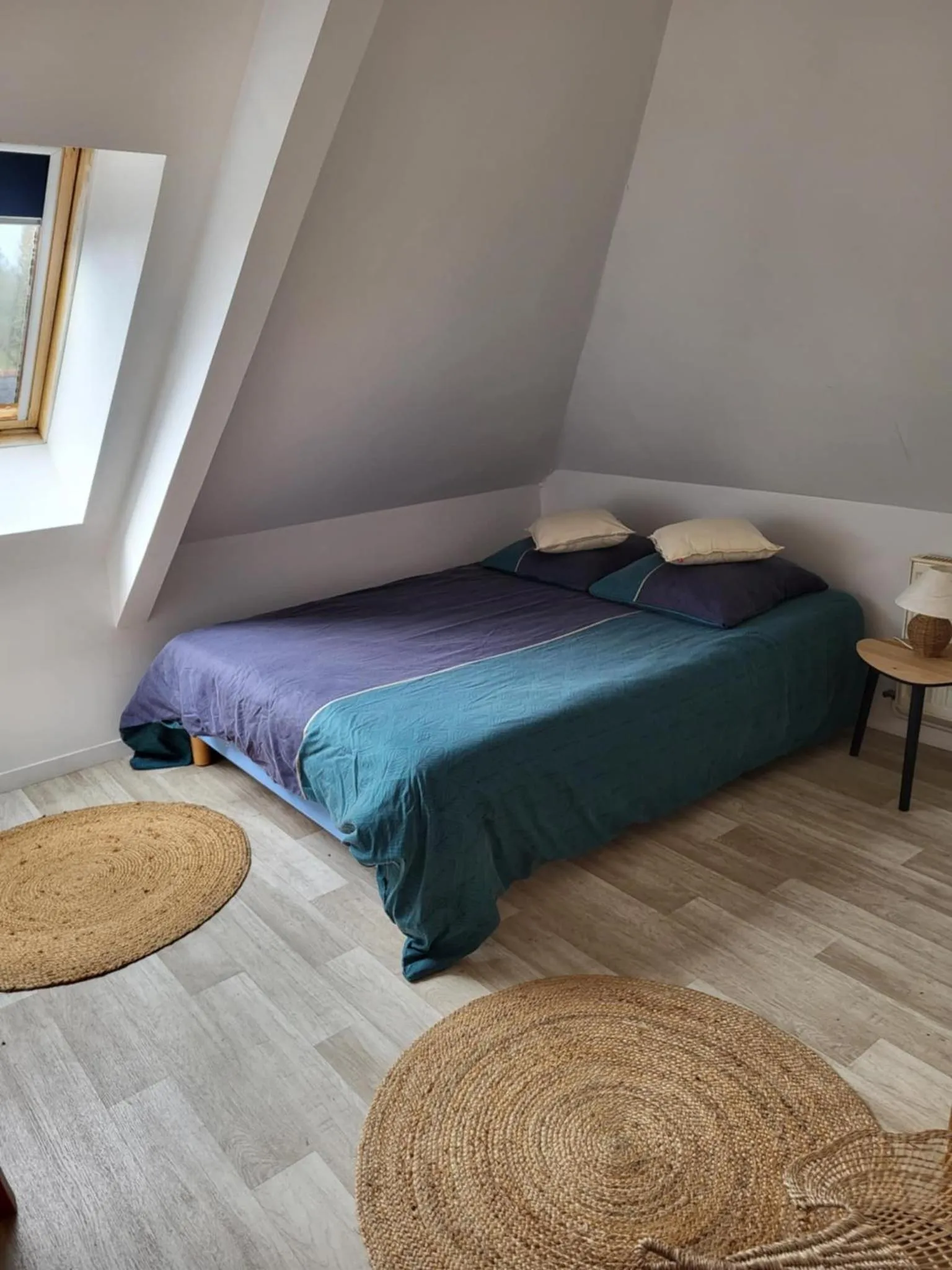 Bed in Auberge de la vallée de la douve