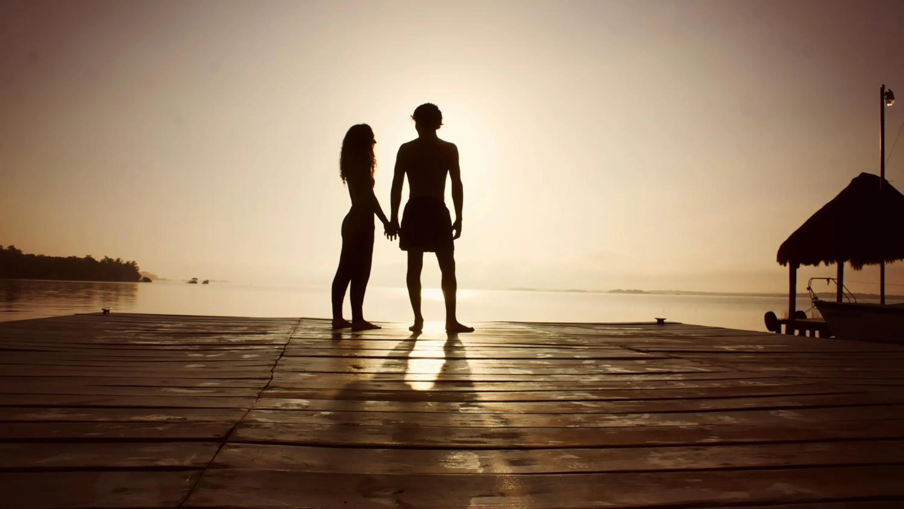 Sunrise in Hotel Amainah Bacalar Adults Only