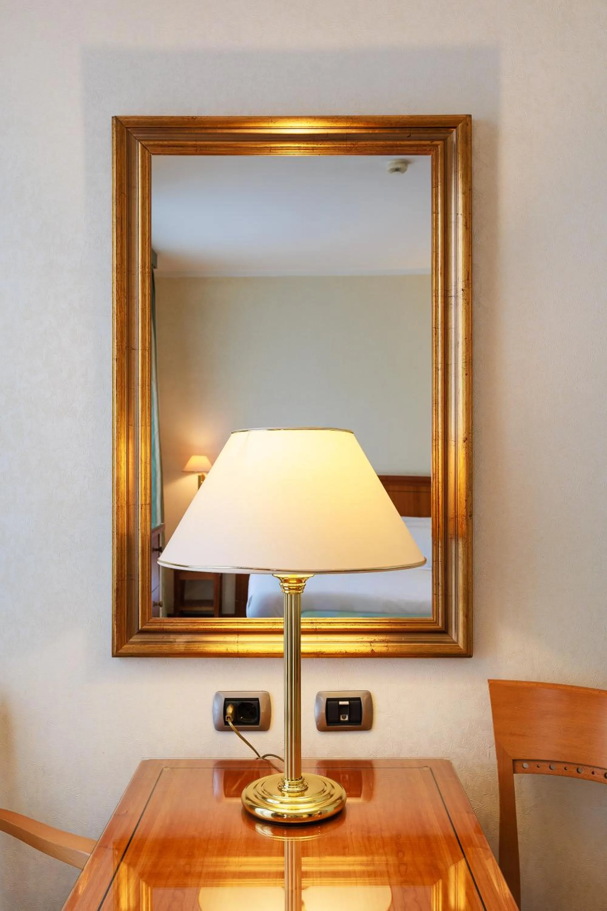 Hotel Excelsior Magenta