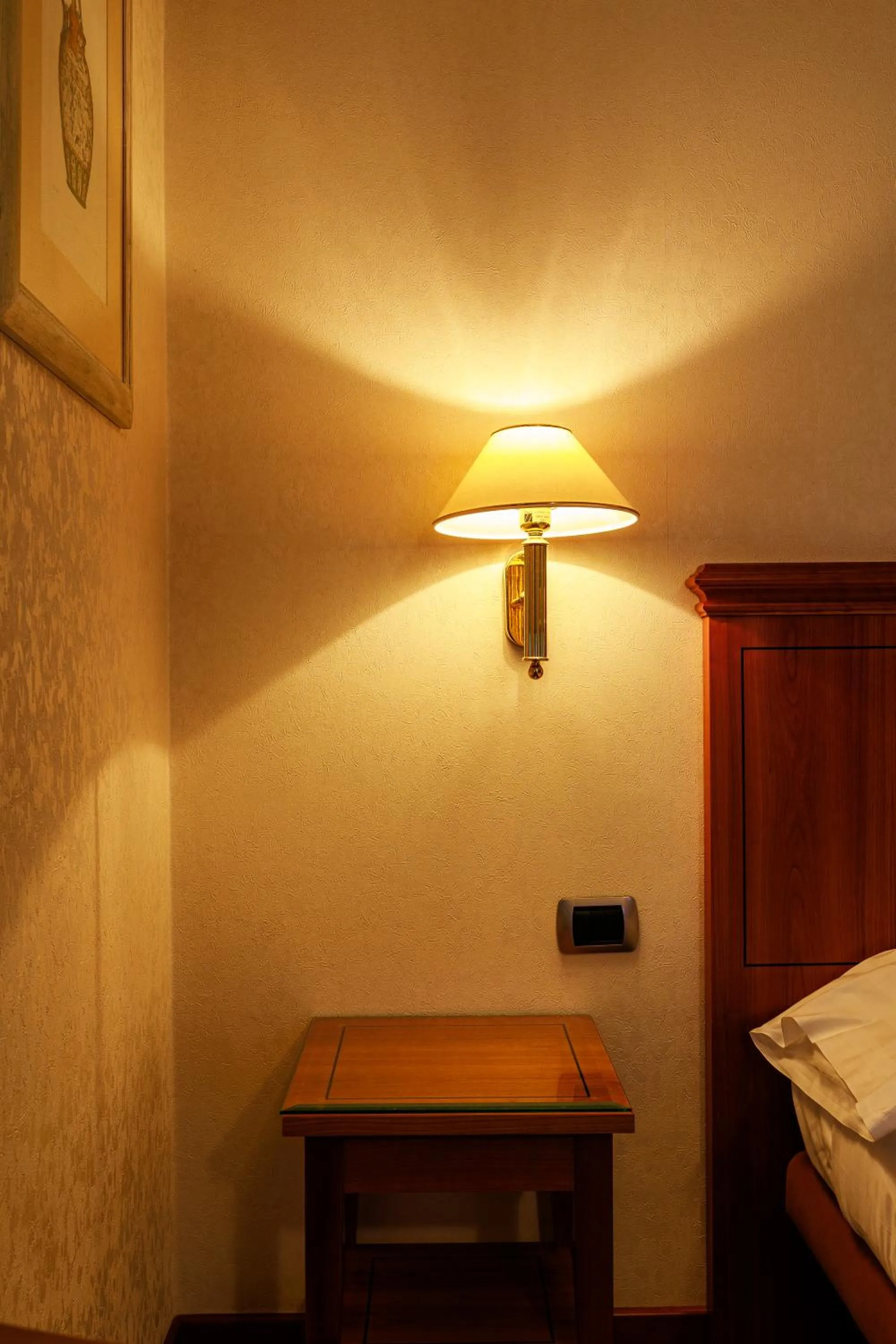 Bed in Hotel Excelsior Magenta