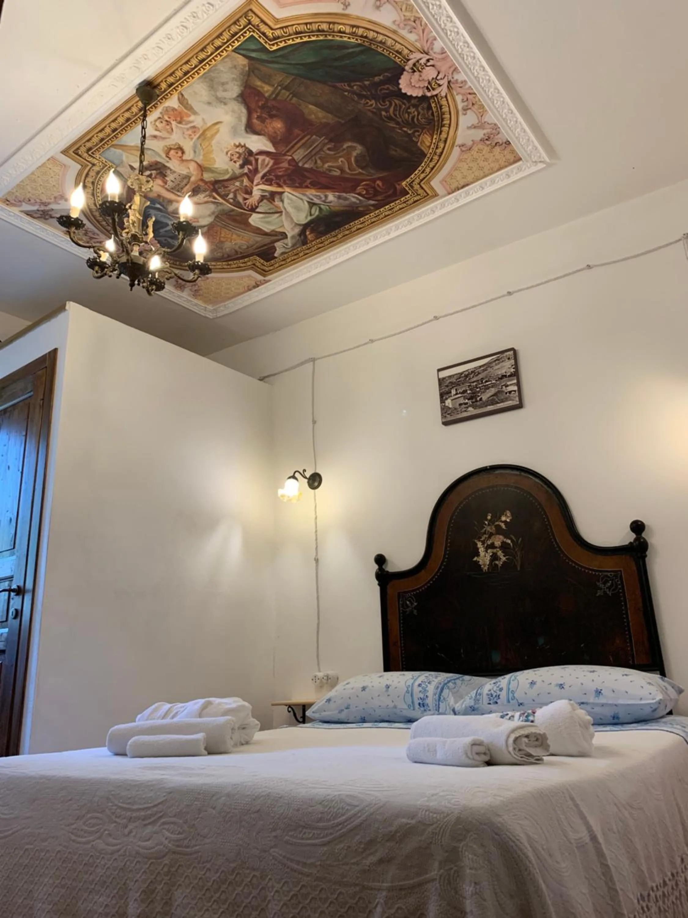 Double Room in Sa domu de don Ninnu bed breakfast
