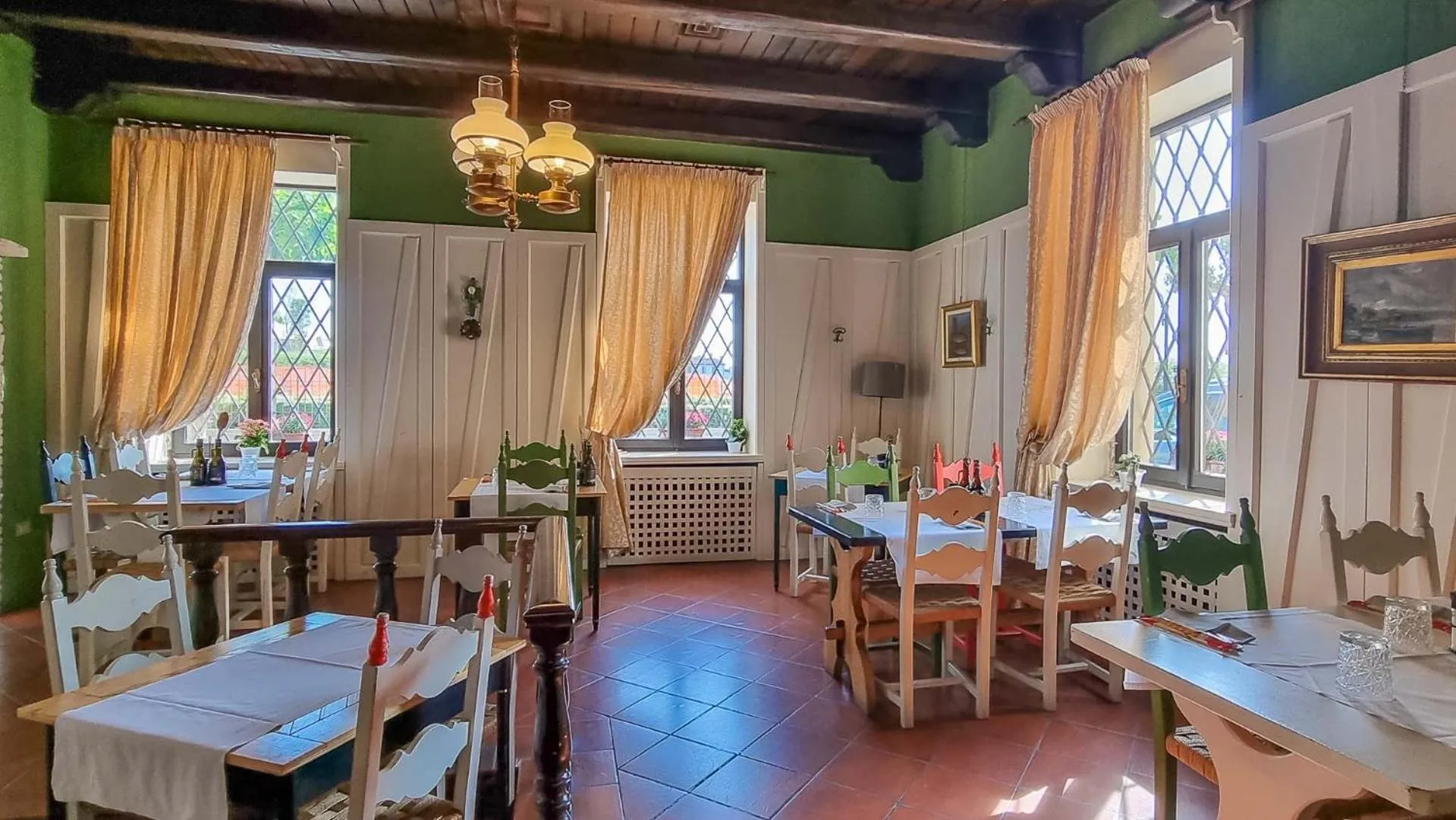 Restaurant/places to eat in Hotel Dogana