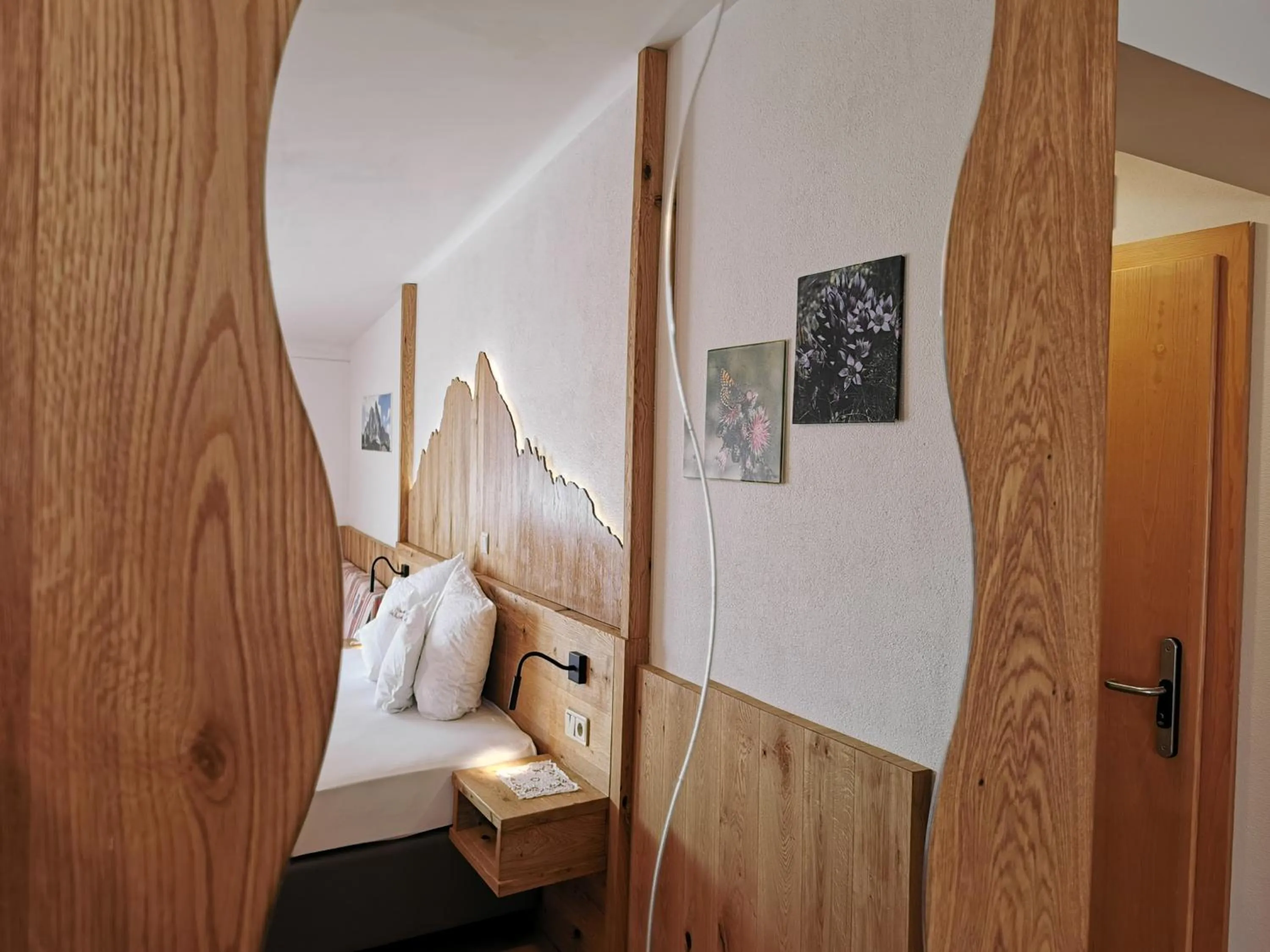 Photo of the whole room, Bed in Hotel Akelei