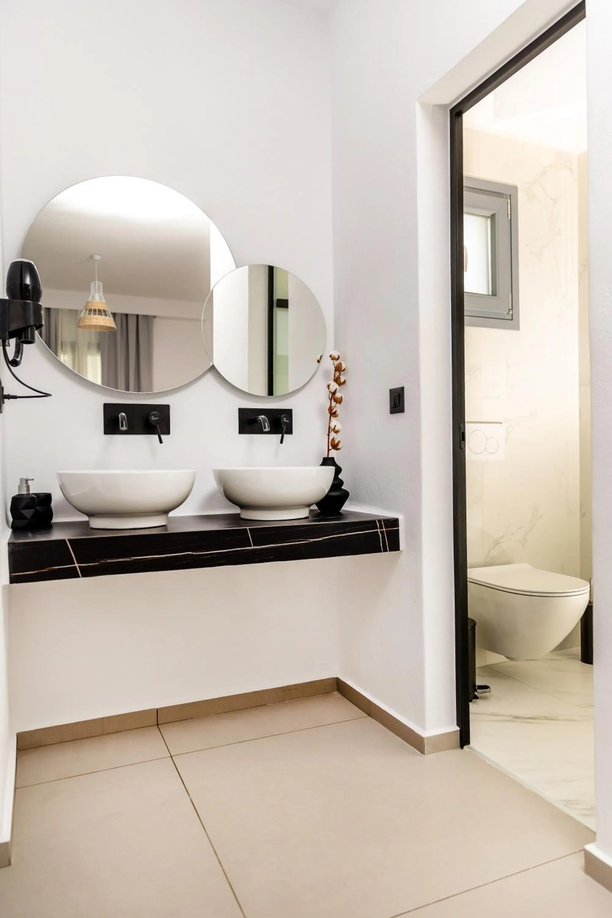 Bathroom in Alenor City Hotel