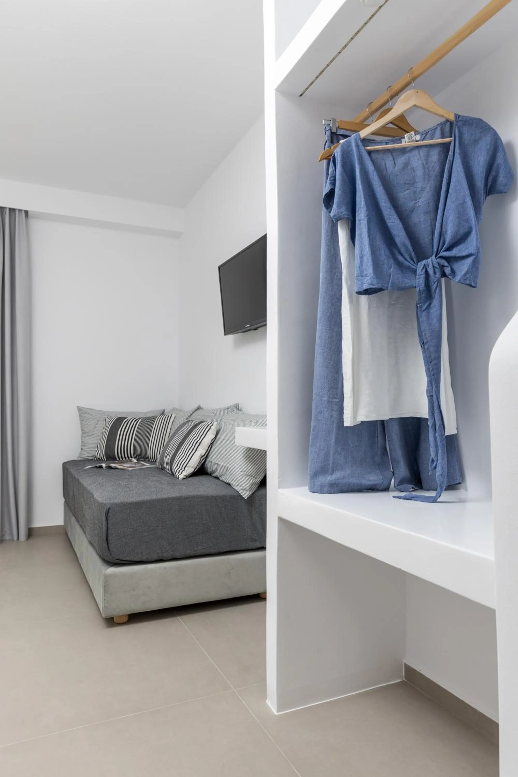 Bed in Alenor City Hotel