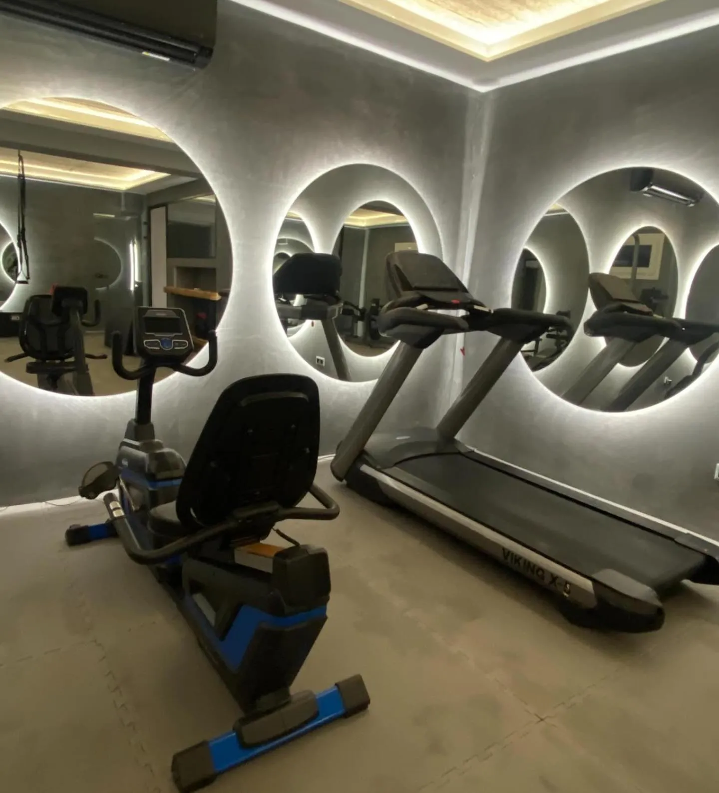 Property building in Alenor City Hotel