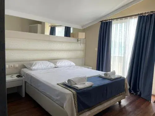 Standard Double or Twin Room with Sea View in Gold Butik Otel Standard Double or Twin Room with Sea View in Gold Butik Otel
