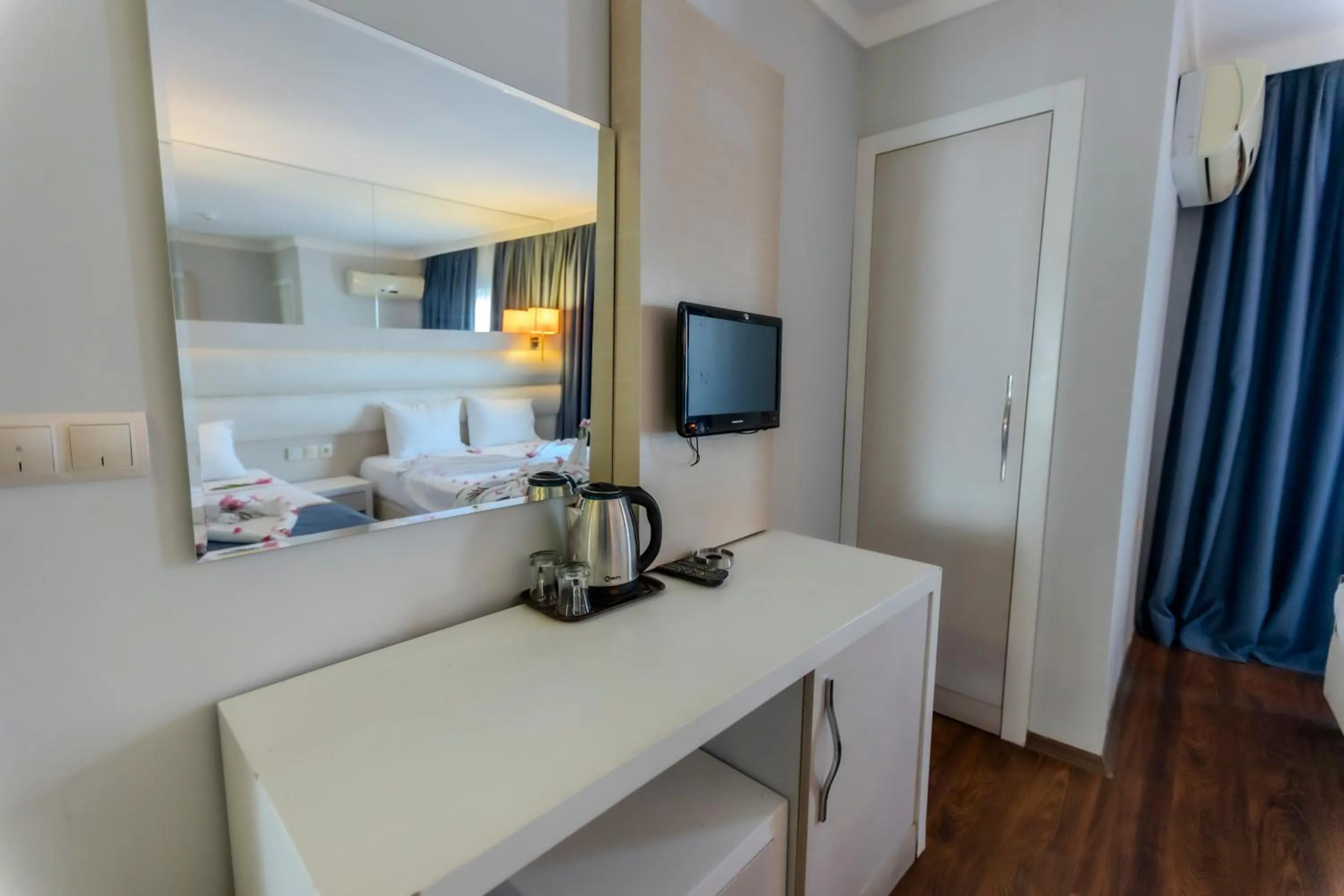 TV and multimedia in Gold Butik Otel