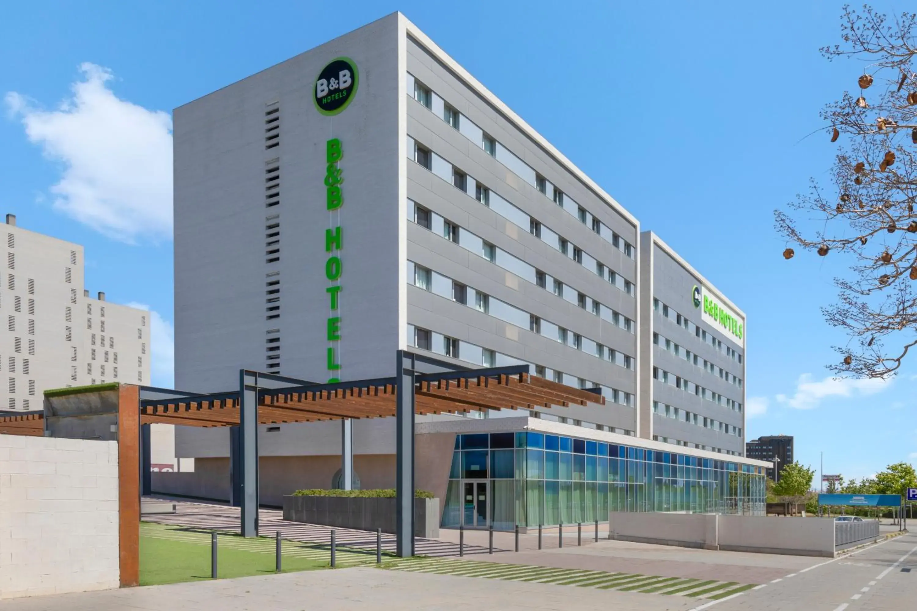 Facade/entrance in B&B HOTEL Barcelona Viladecans Facade/entrance in B&B HOTEL Barcelona Viladecans