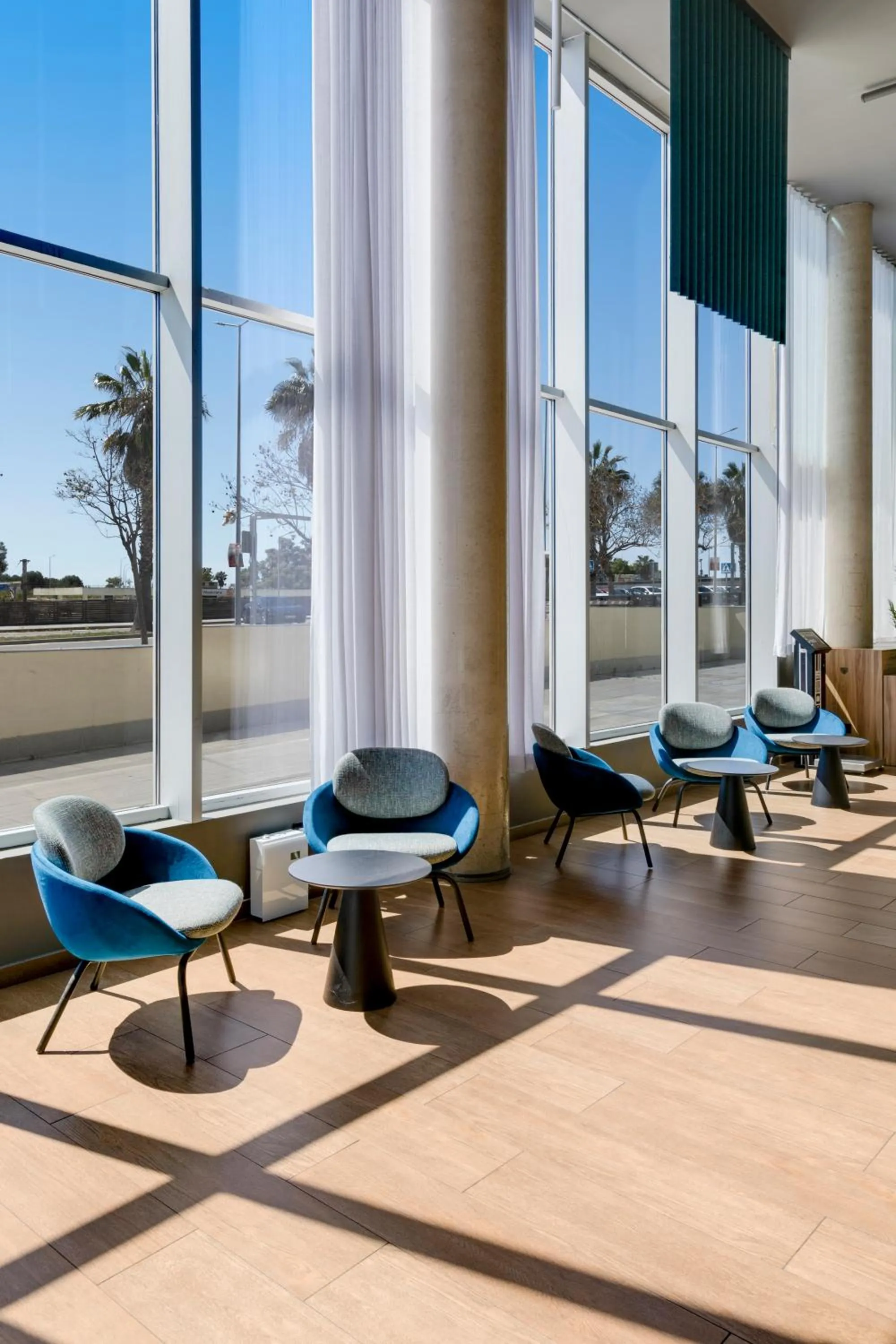 Living room in B&B HOTEL Barcelona Viladecans