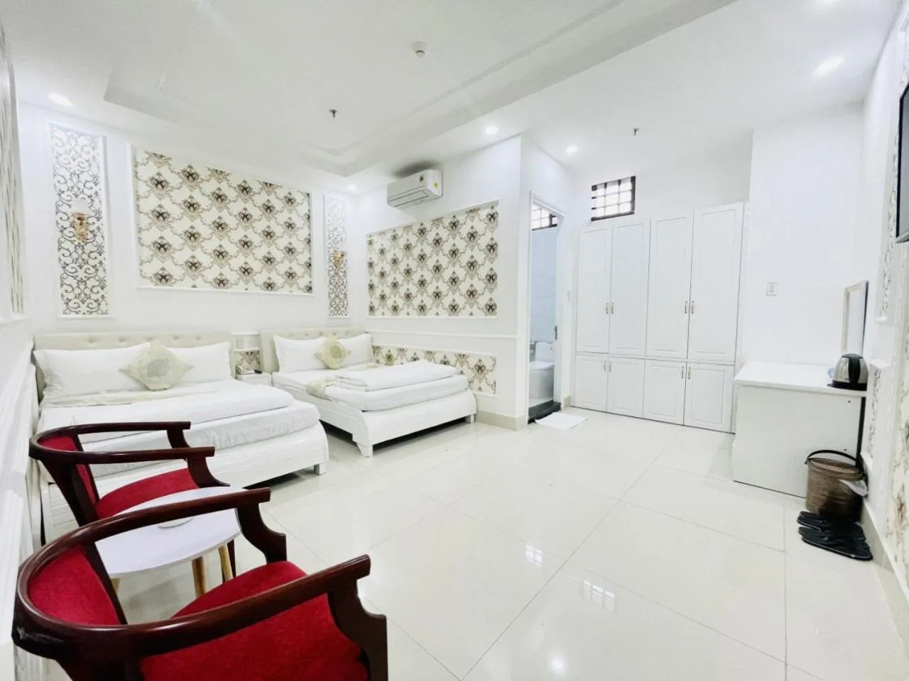 City view, Bed in Linh Phuong 6 Hotel