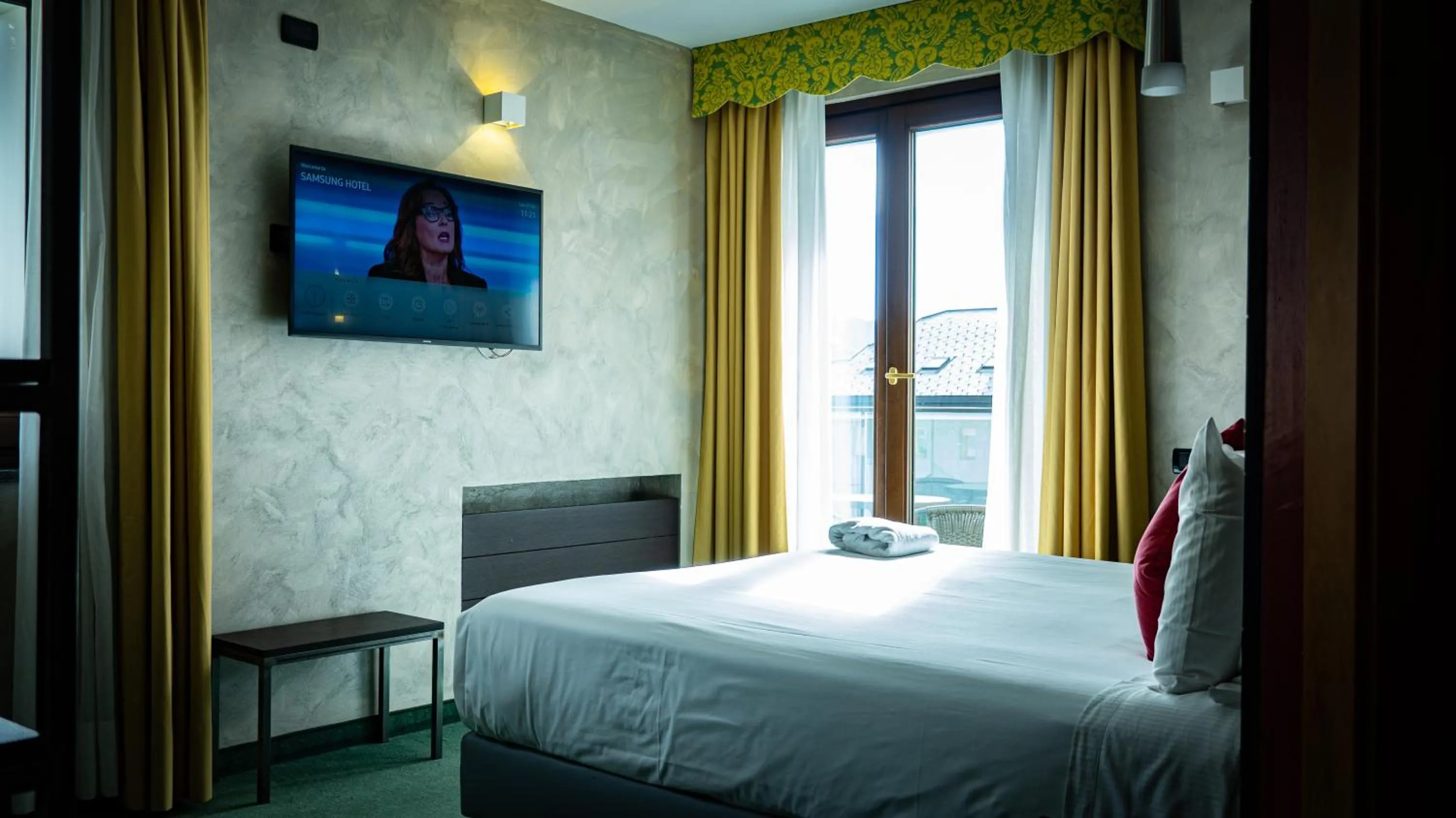 Bed in Hotel Au Soleil