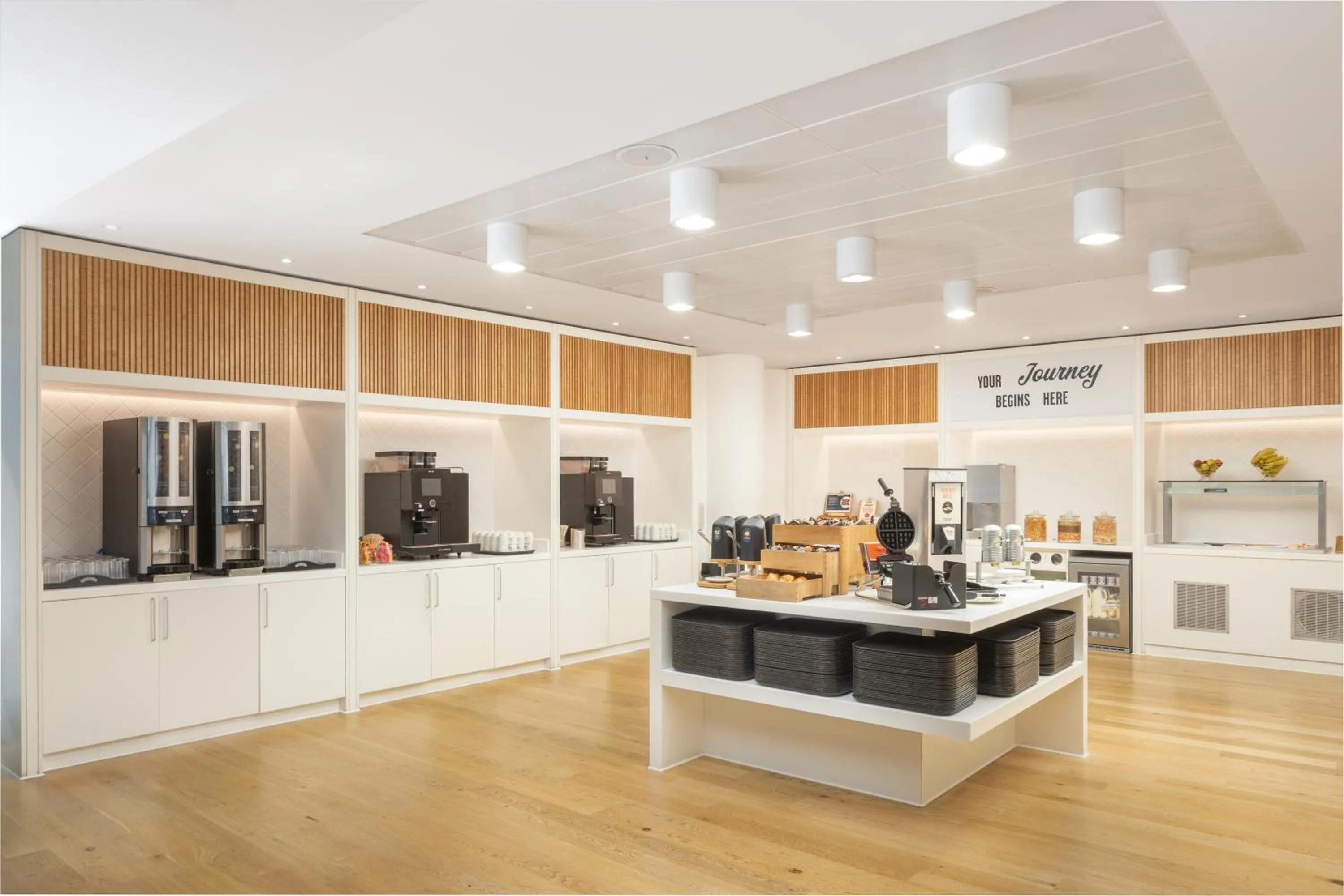 Breakfast in Hampton by Hilton London Gatwick Airport