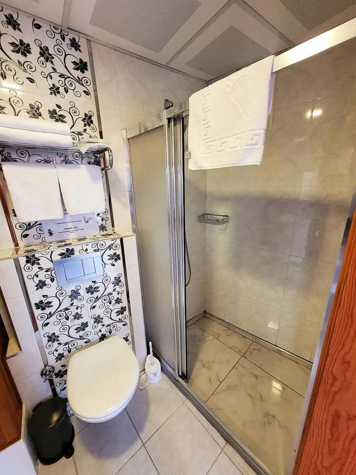 Bathroom in Masif House