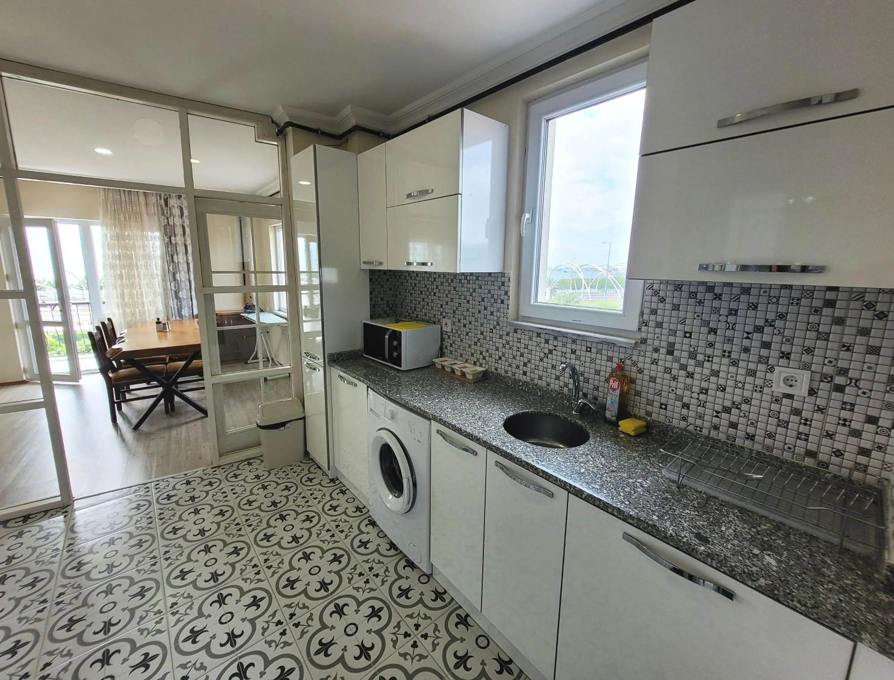 Kitchen or kitchenette in Masif House