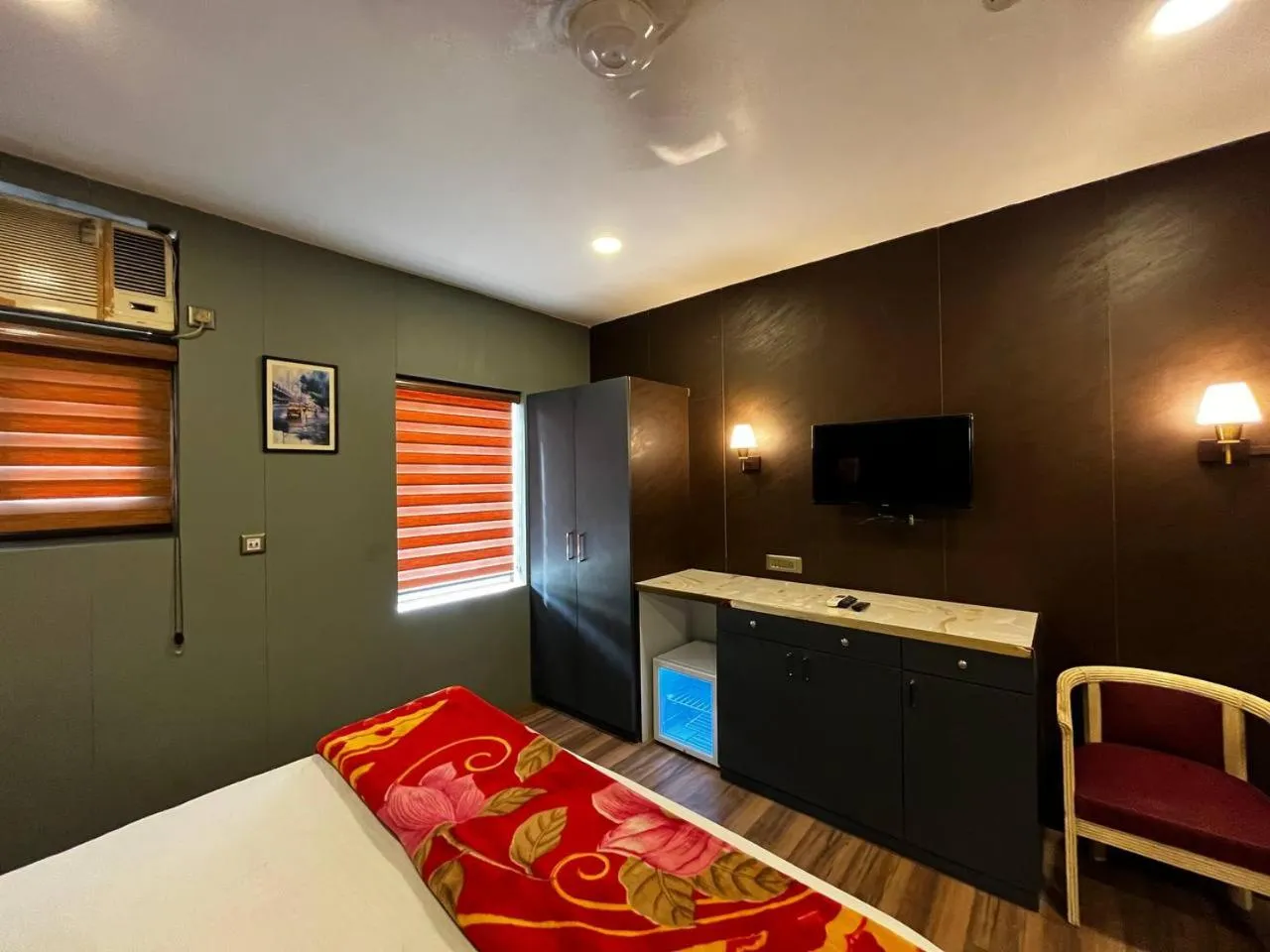 TV and multimedia, Bed in Hotel Majestic