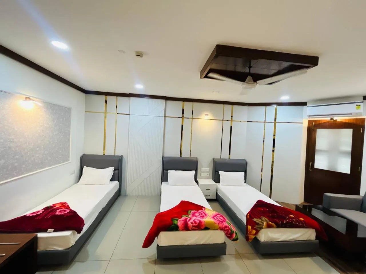 Bed in Hotel Majestic