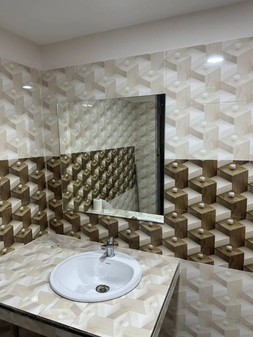 Bathroom in Hotel Majestic