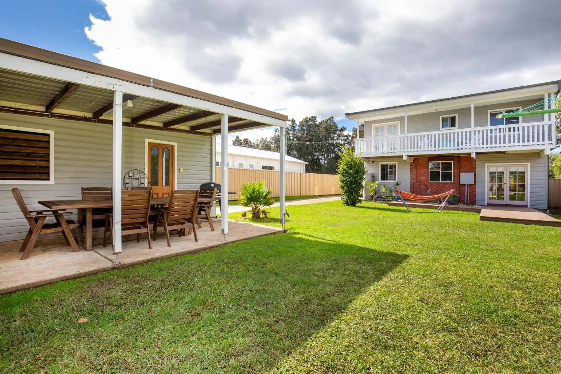 Vacation Home - single occupancy in Come Wot Mey Pet Friendly 4 Mins Walk to Beach
