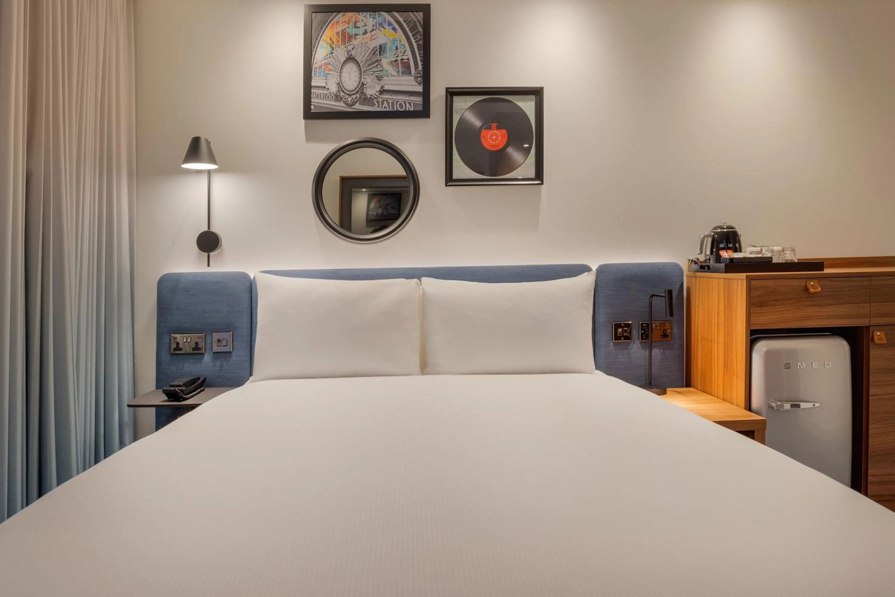 acessibility, Bed in Hampton by Hilton London Waterloo