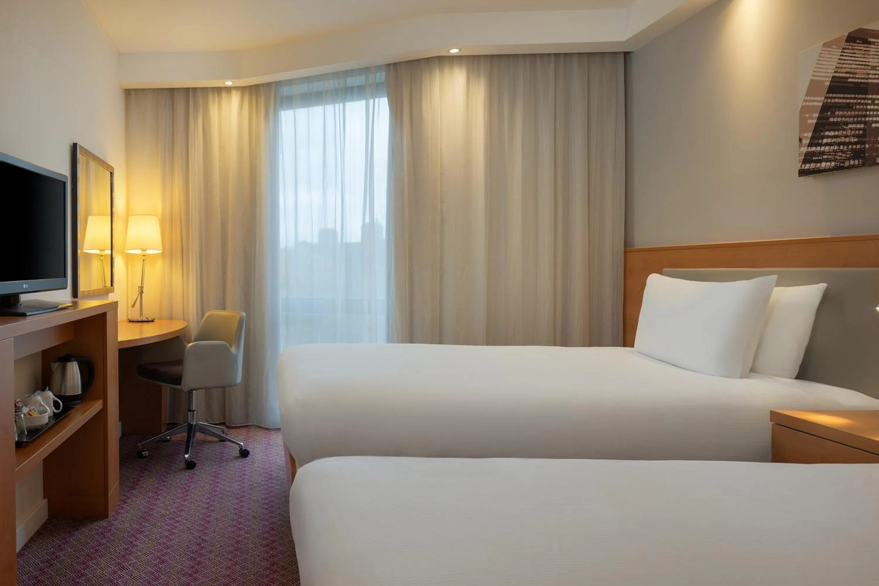 Bed in Hampton by Hilton London Waterloo