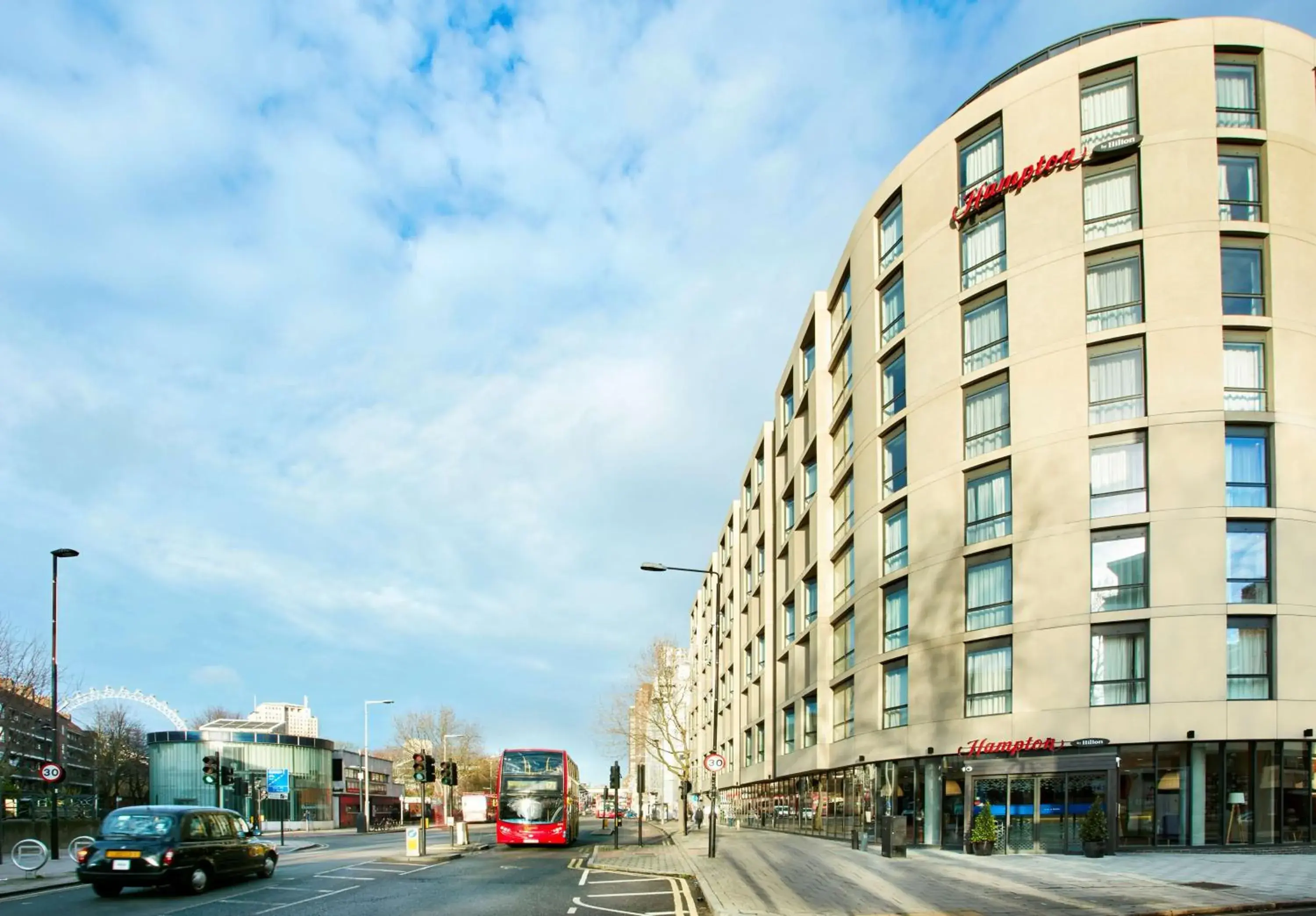 Property building in Hampton by Hilton London Waterloo Property building in Hampton by Hilton London Waterloo