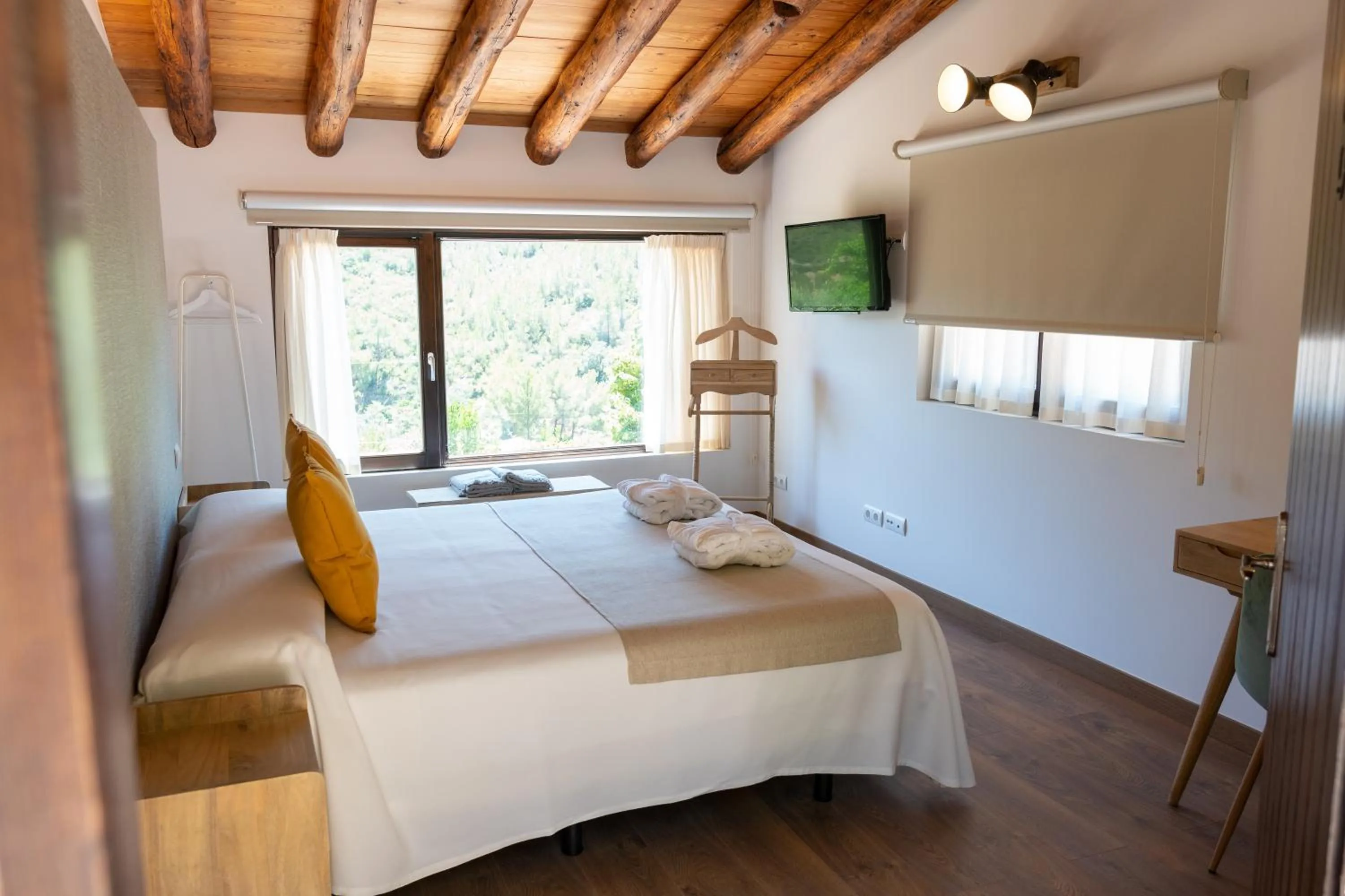 Bed in Hotel Mas Mariassa