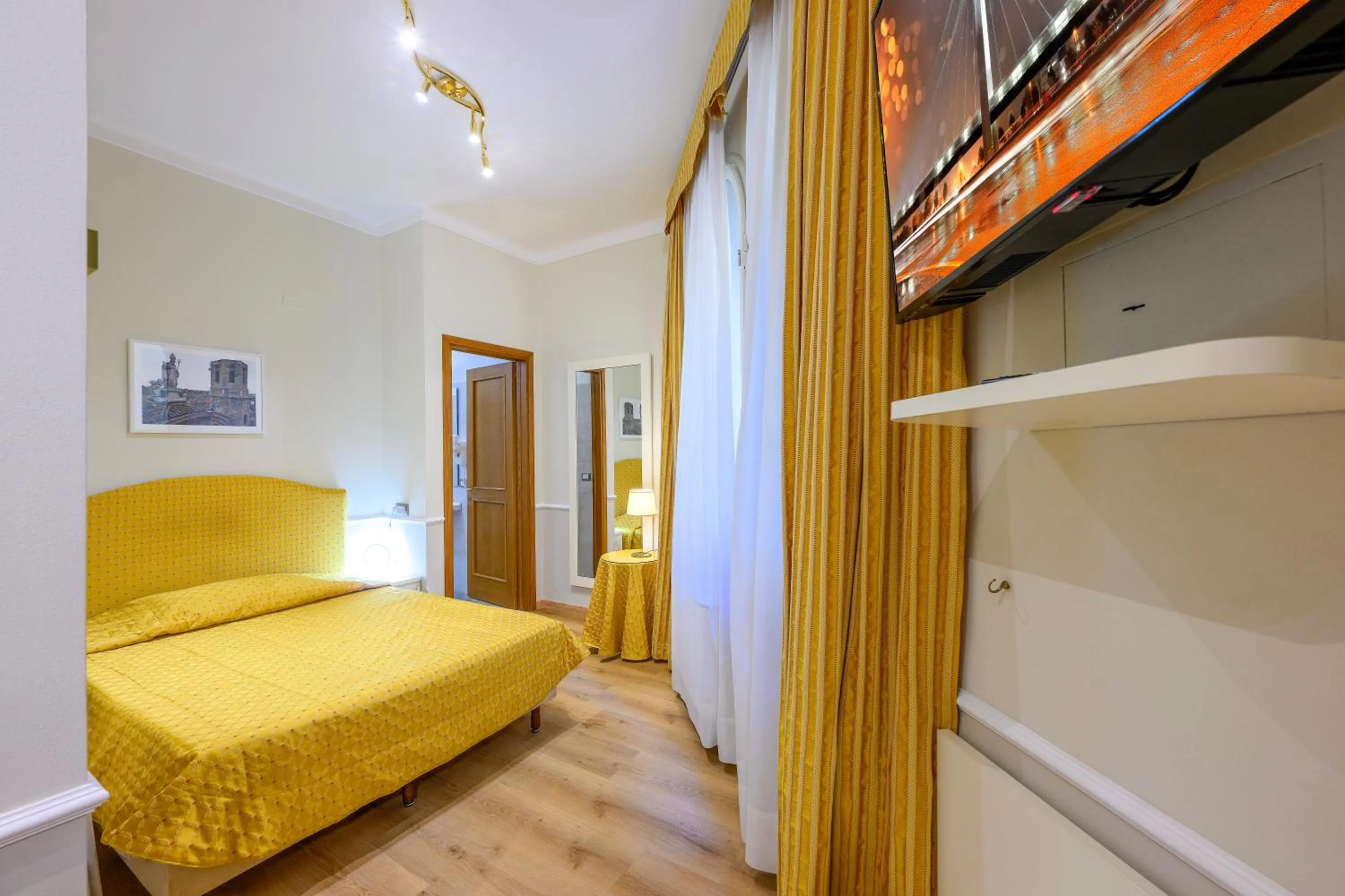 Photo of the whole room in Albergo Reggio