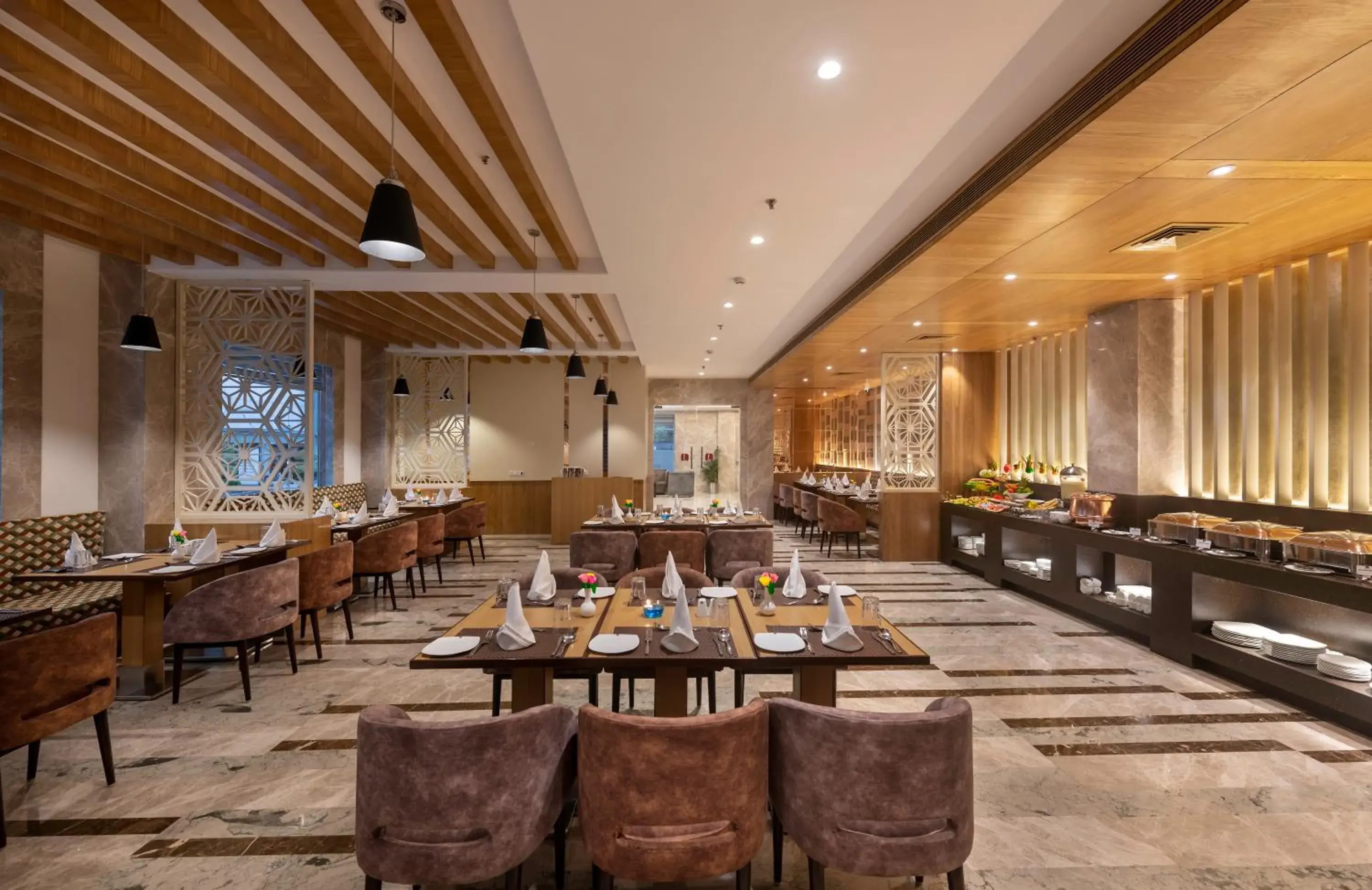 Restaurant/places to eat in Lords Inn Jaipur Restaurant/places to eat in Lords Inn Jaipur