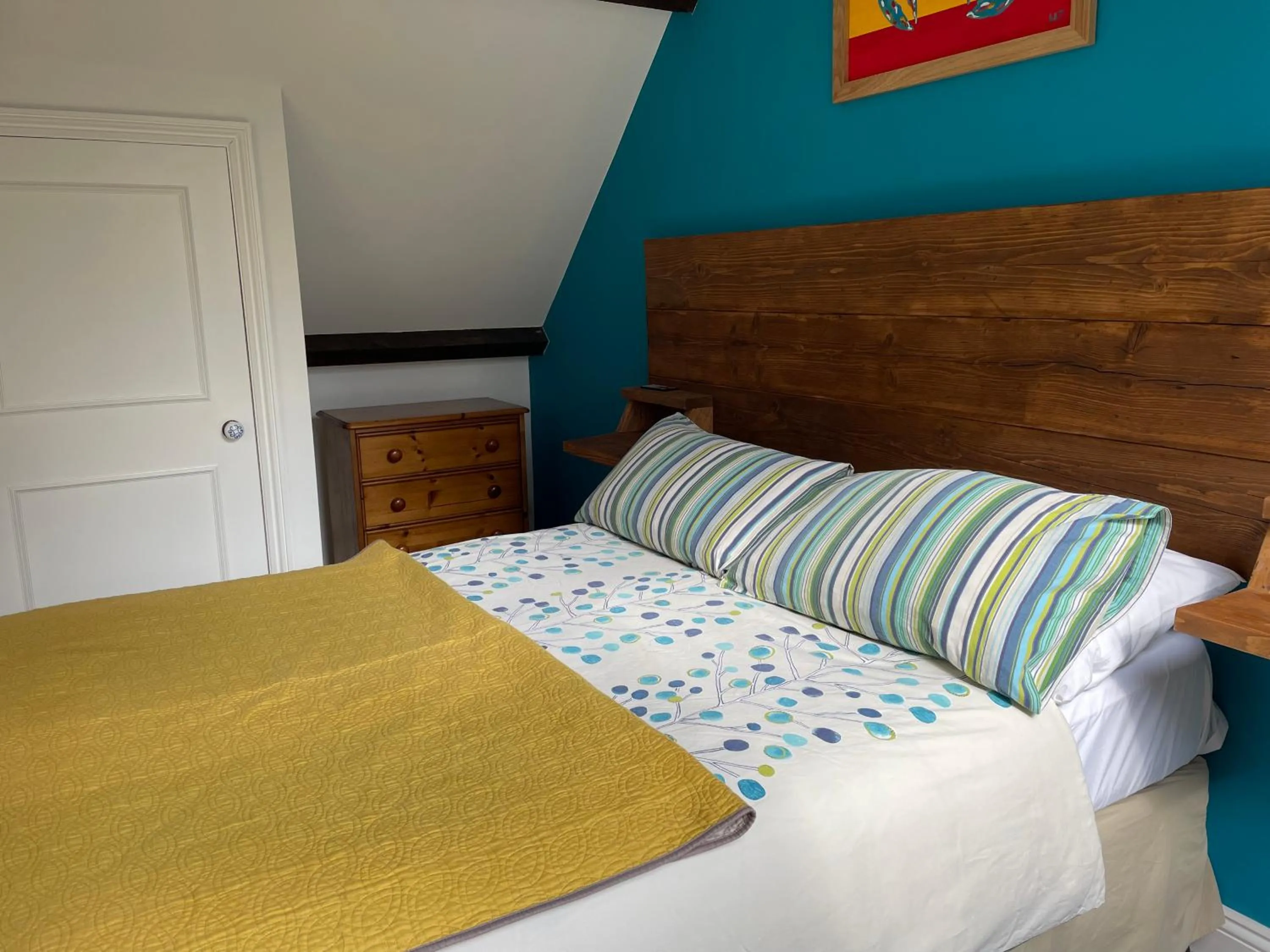 Bed in Wynards Farm Sunset room