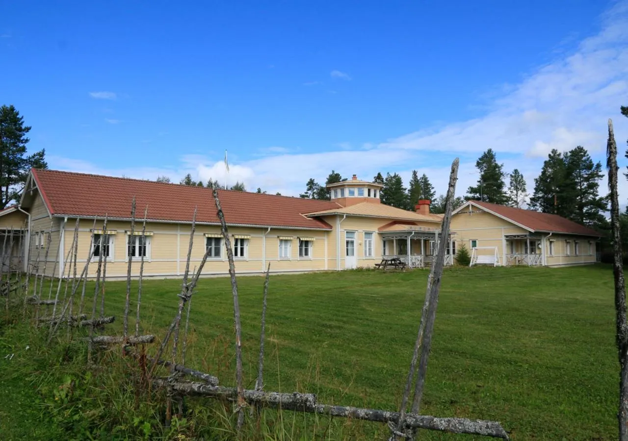 Property building in HusHotellHunge AB