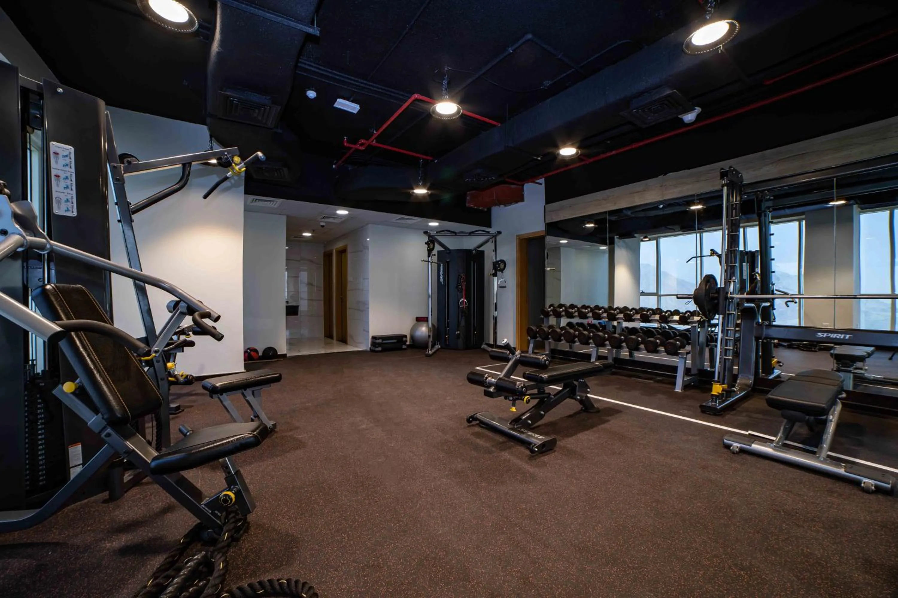 Fitness centre/facilities in Platinum Coast Hotel Apartments