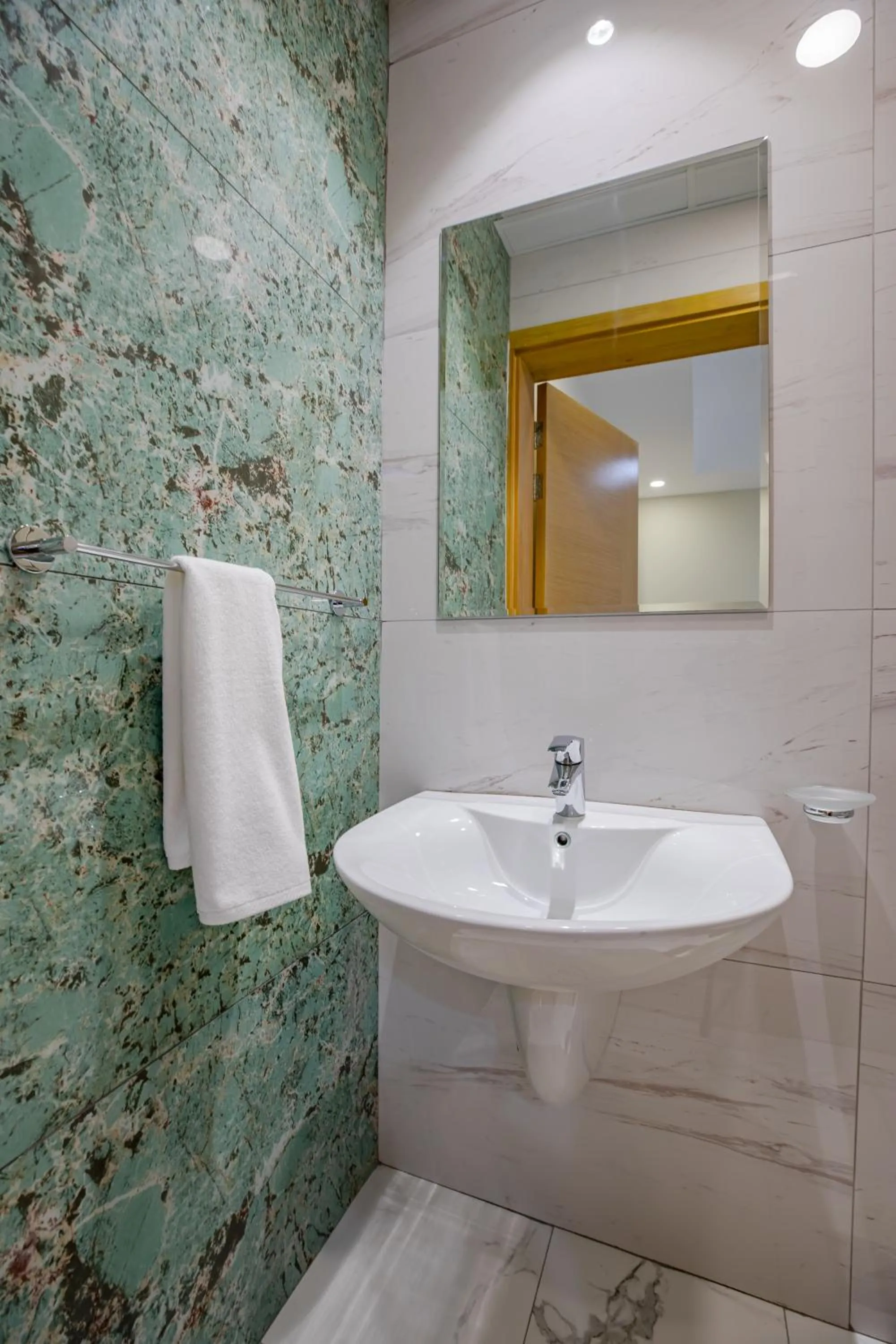 Bathroom in Platinum Coast Hotel Apartments