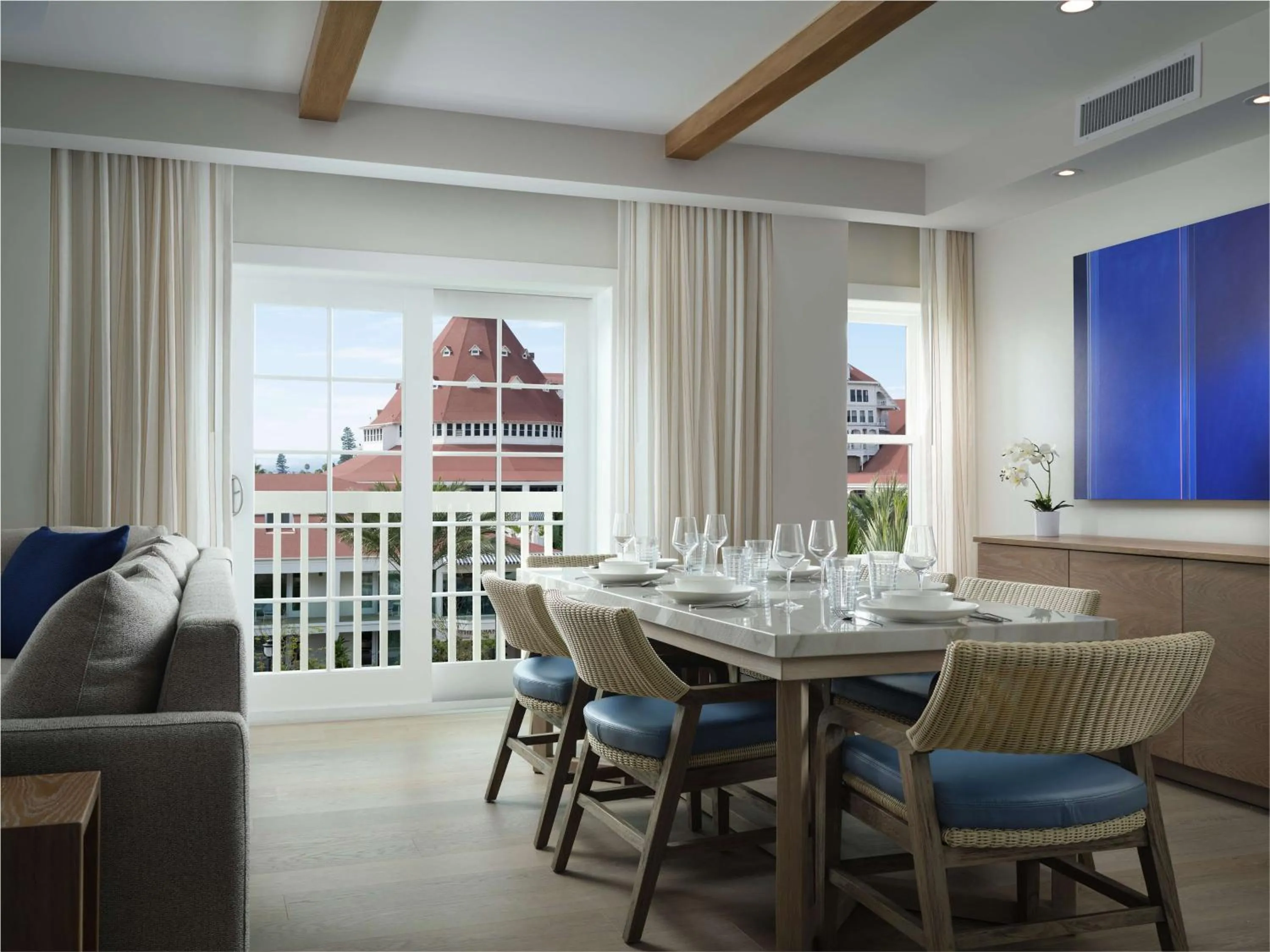 Living room in Shore House at The Del, LXR Hotels & Resorts