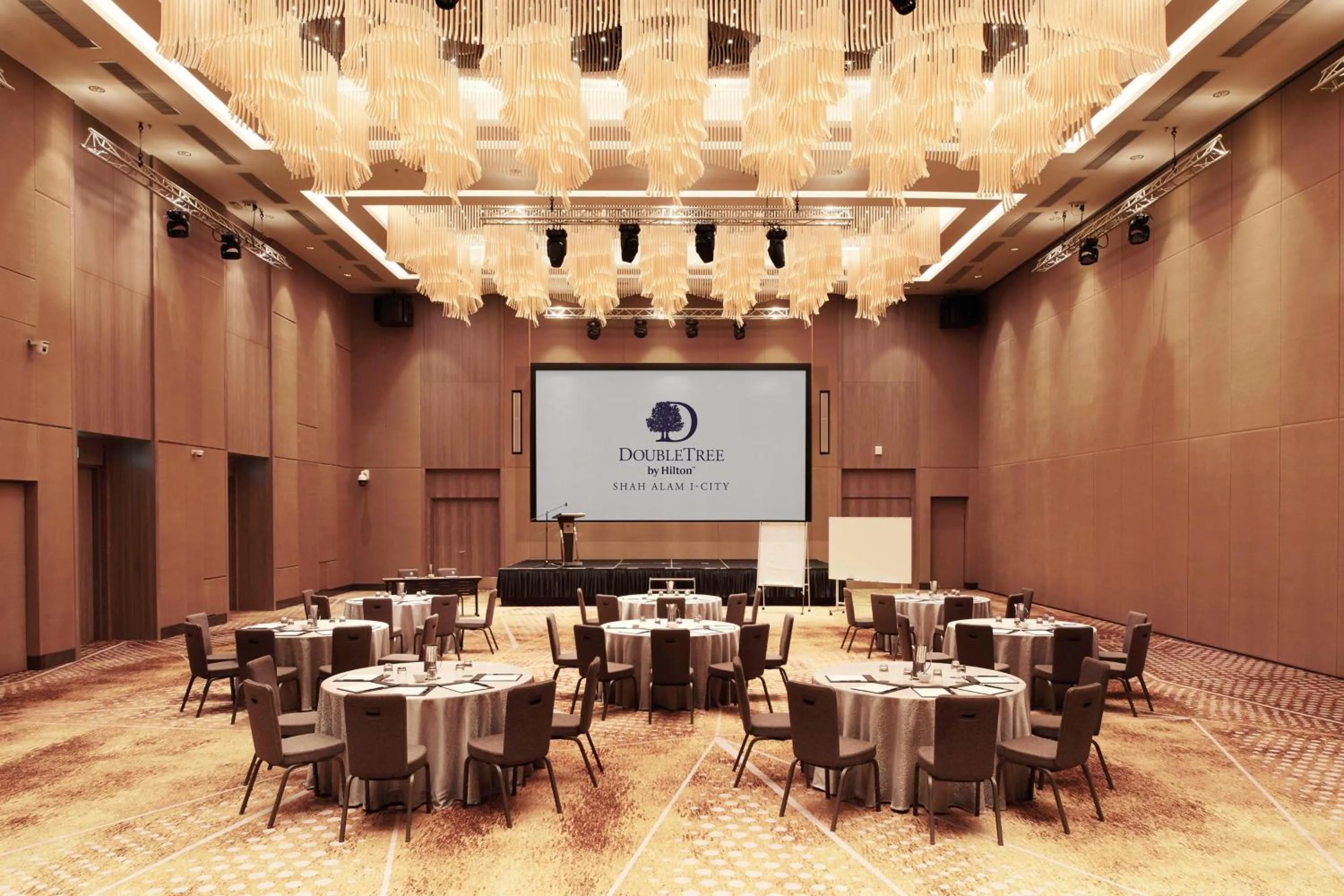 Meeting/conference room in Doubletree By Hilton Shah Alam I-City
