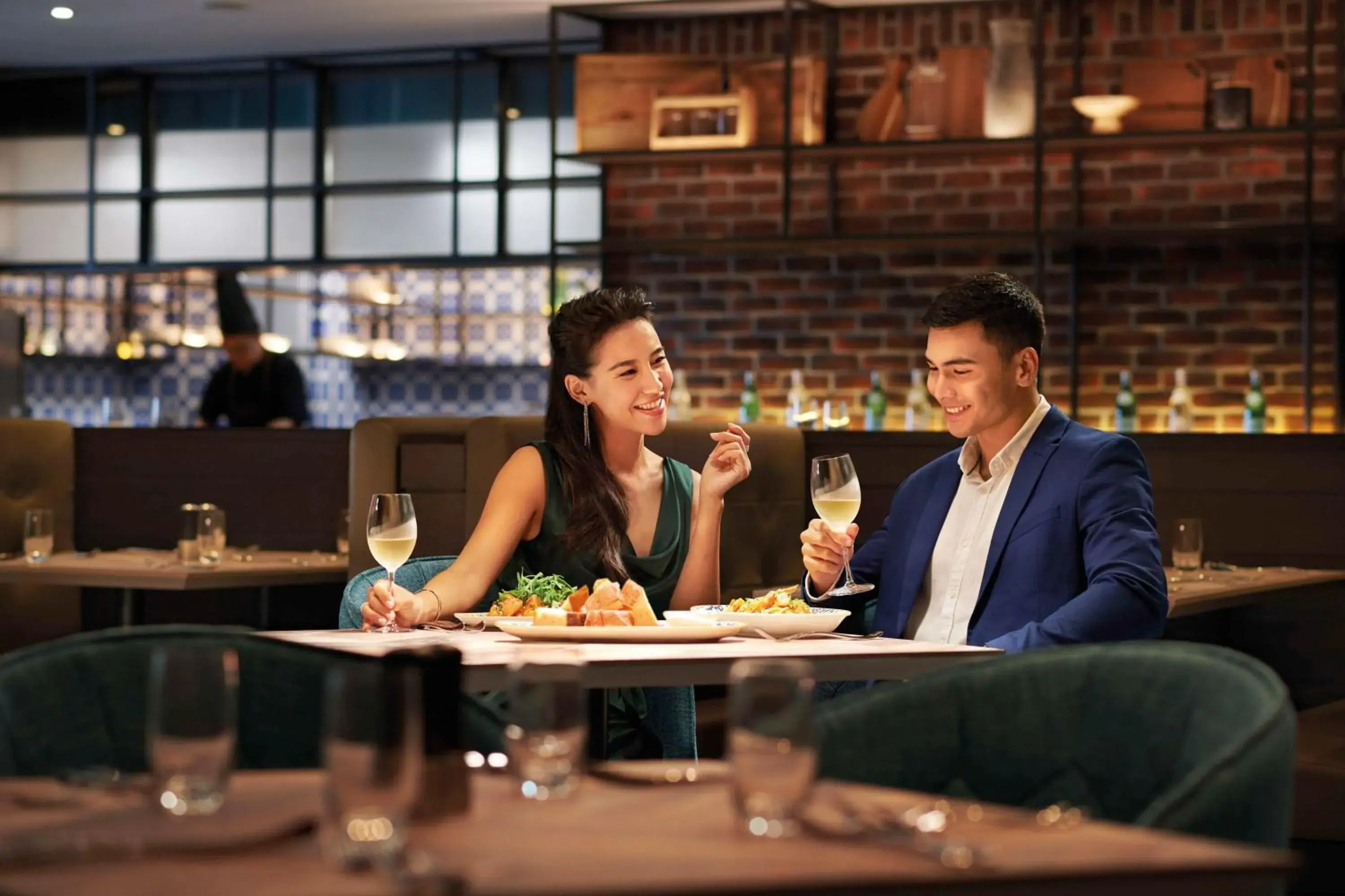 Restaurant/places to eat in Doubletree By Hilton Shah Alam I-City Restaurant/places to eat in Doubletree By Hilton Shah Alam I-City