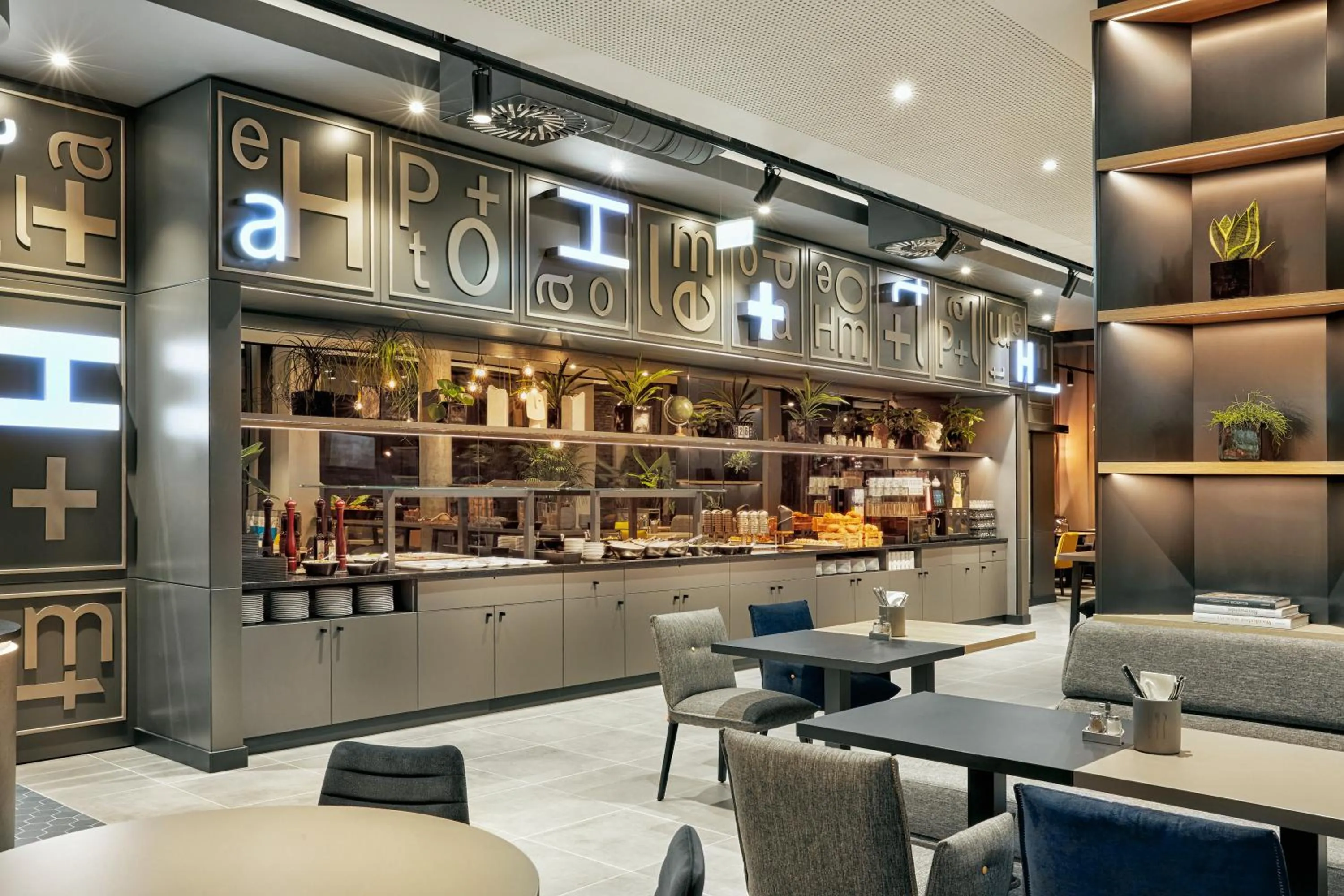 Breakfast in H2 Hotel Mainz