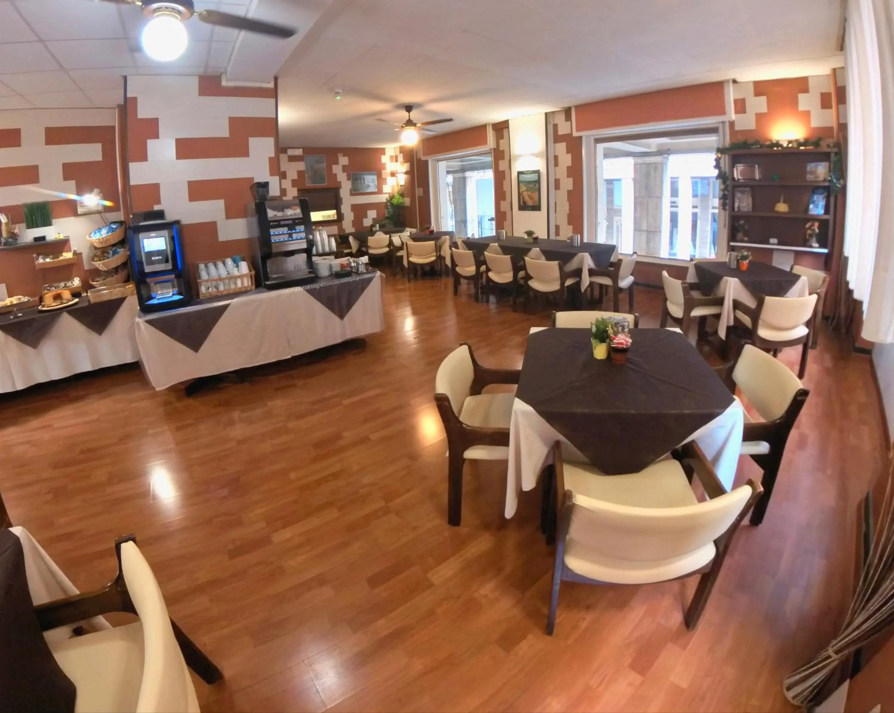 Giappone Inn Parking Hotel