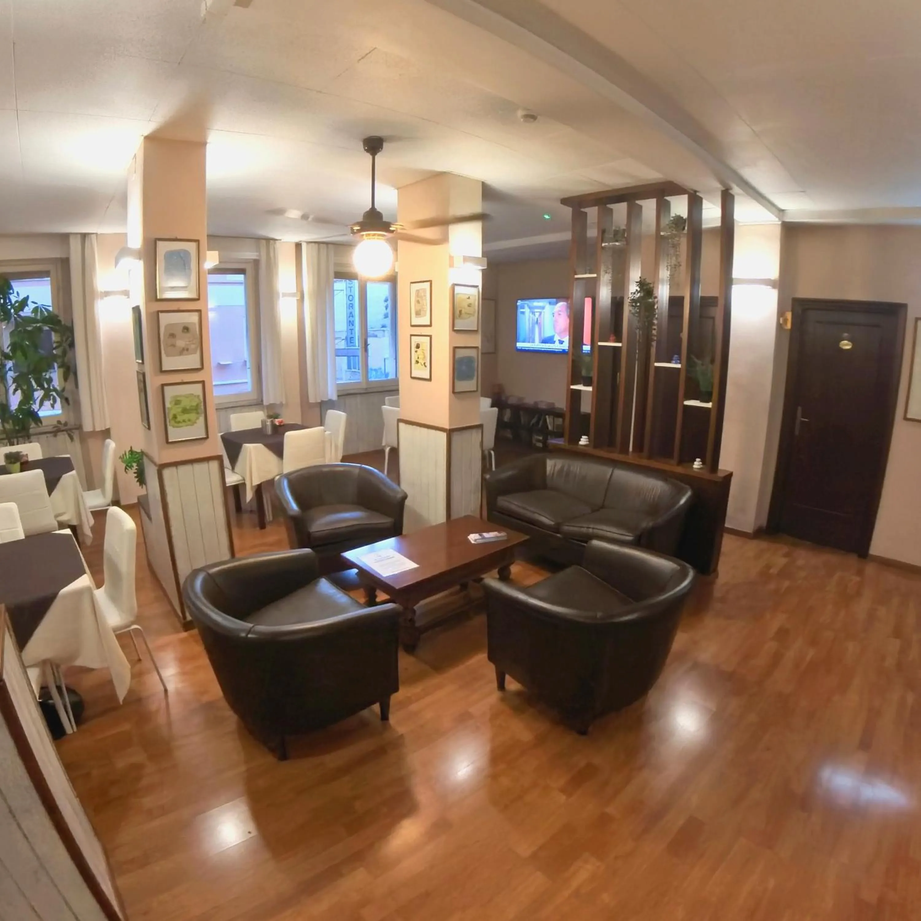 Giappone Inn Parking Hotel