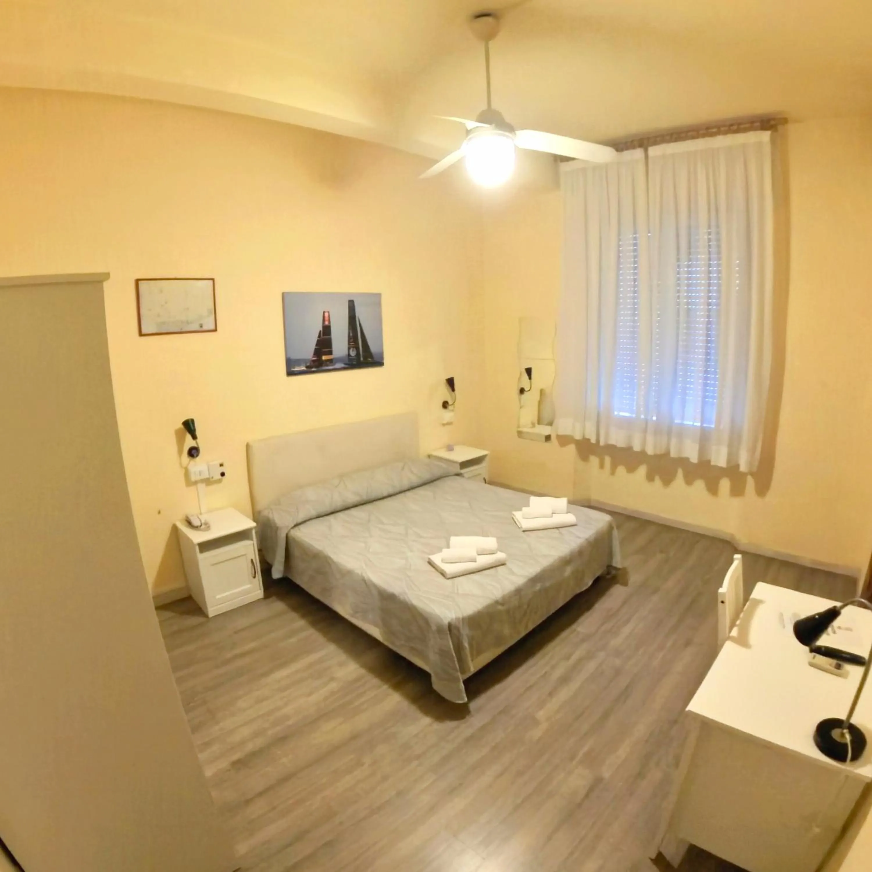 Bedroom, Bed in Giappone Inn Parking Hotel