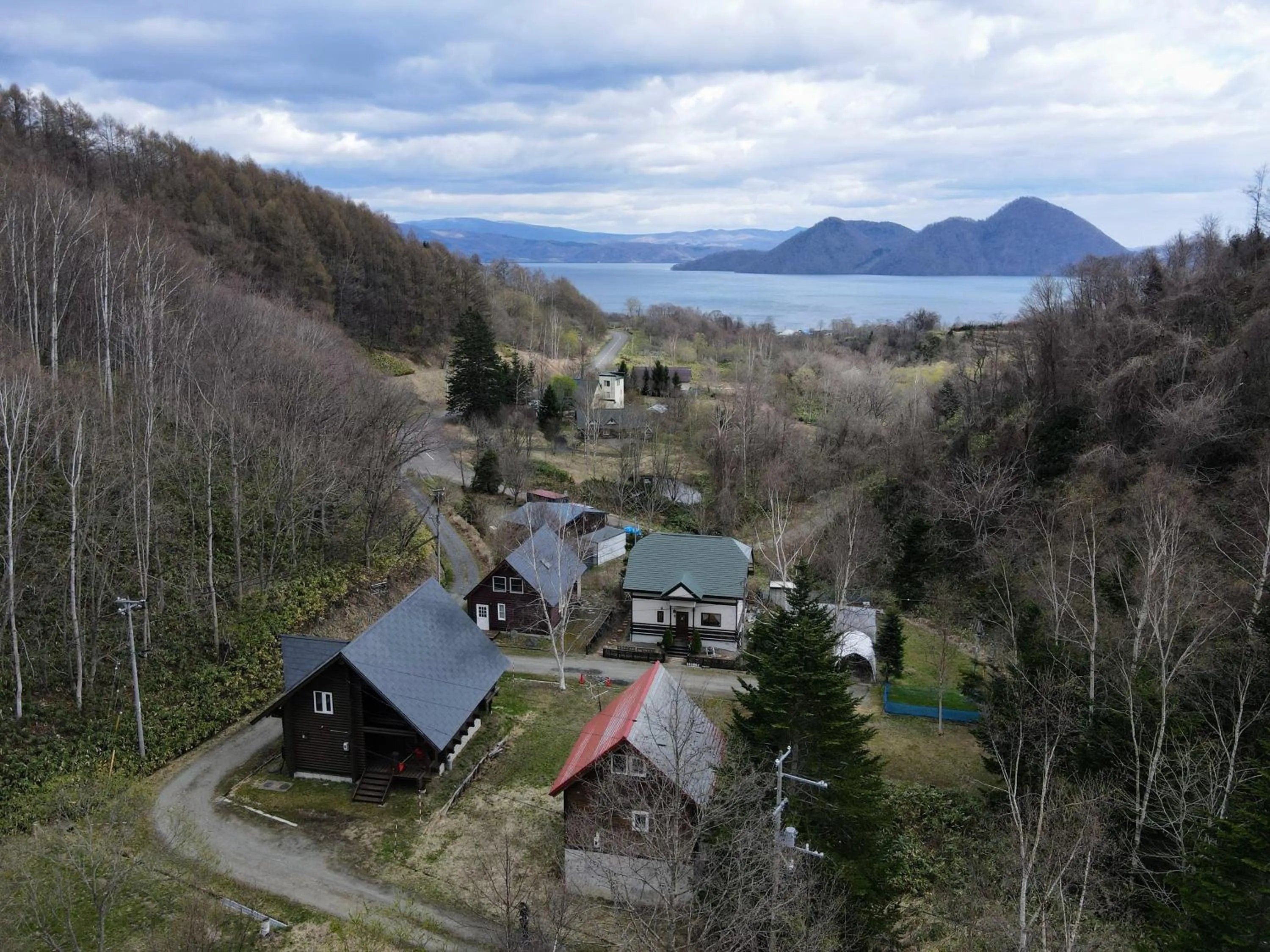 Lake view in Lake Toya Hillside House
