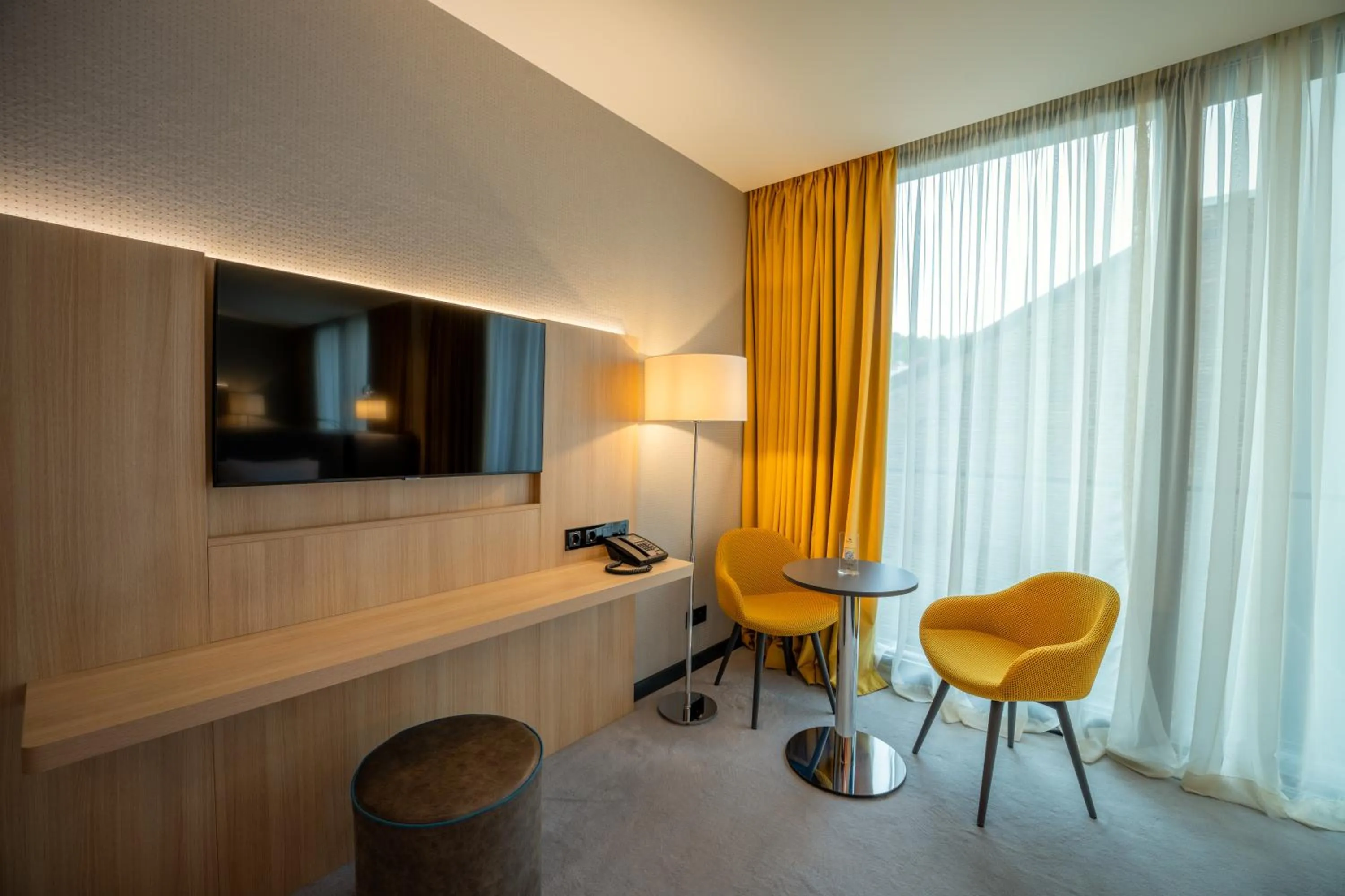 Seating area in Glarros OldTown