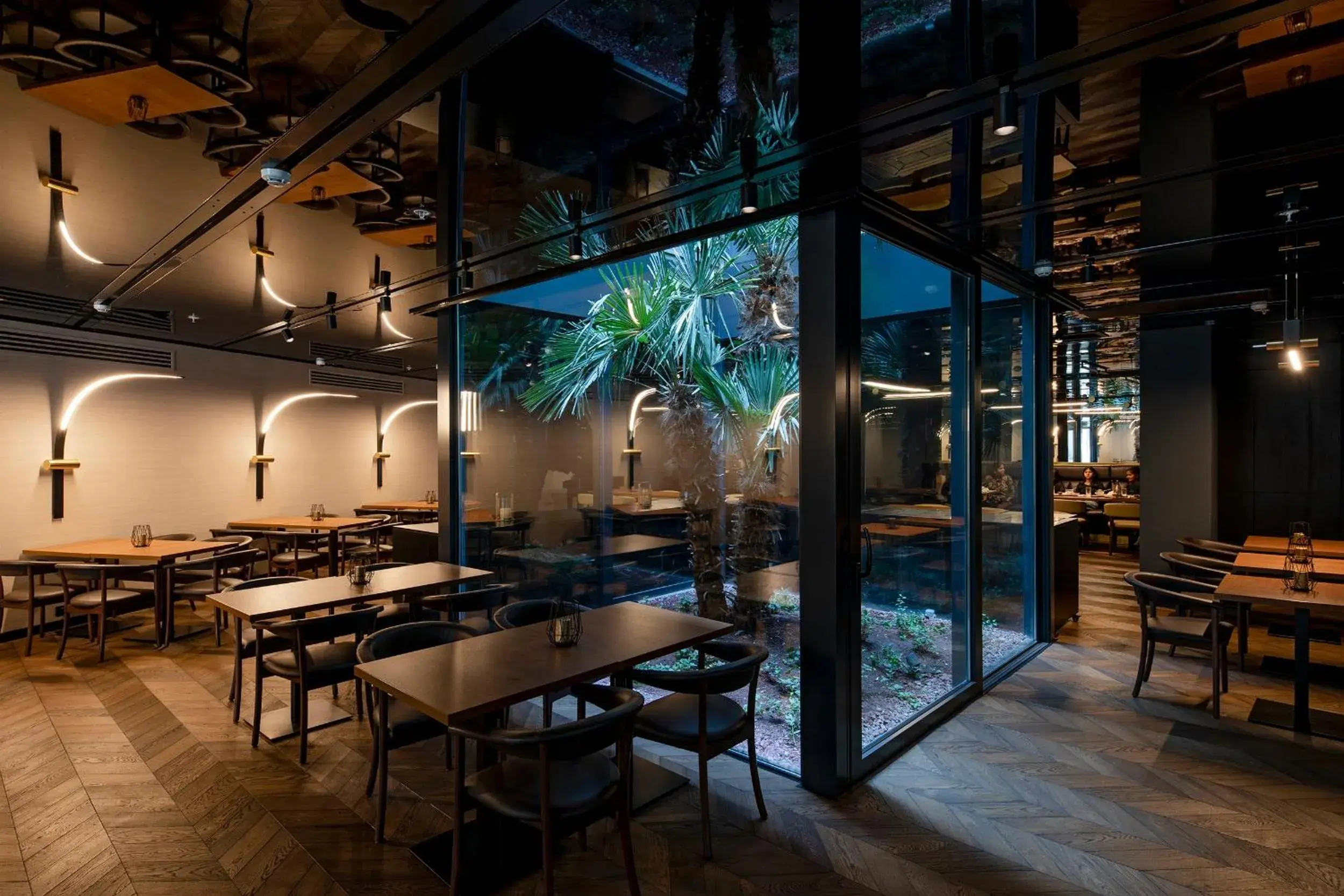 Restaurant/places to eat in Glarros OldTown Restaurant/places to eat in Glarros OldTown