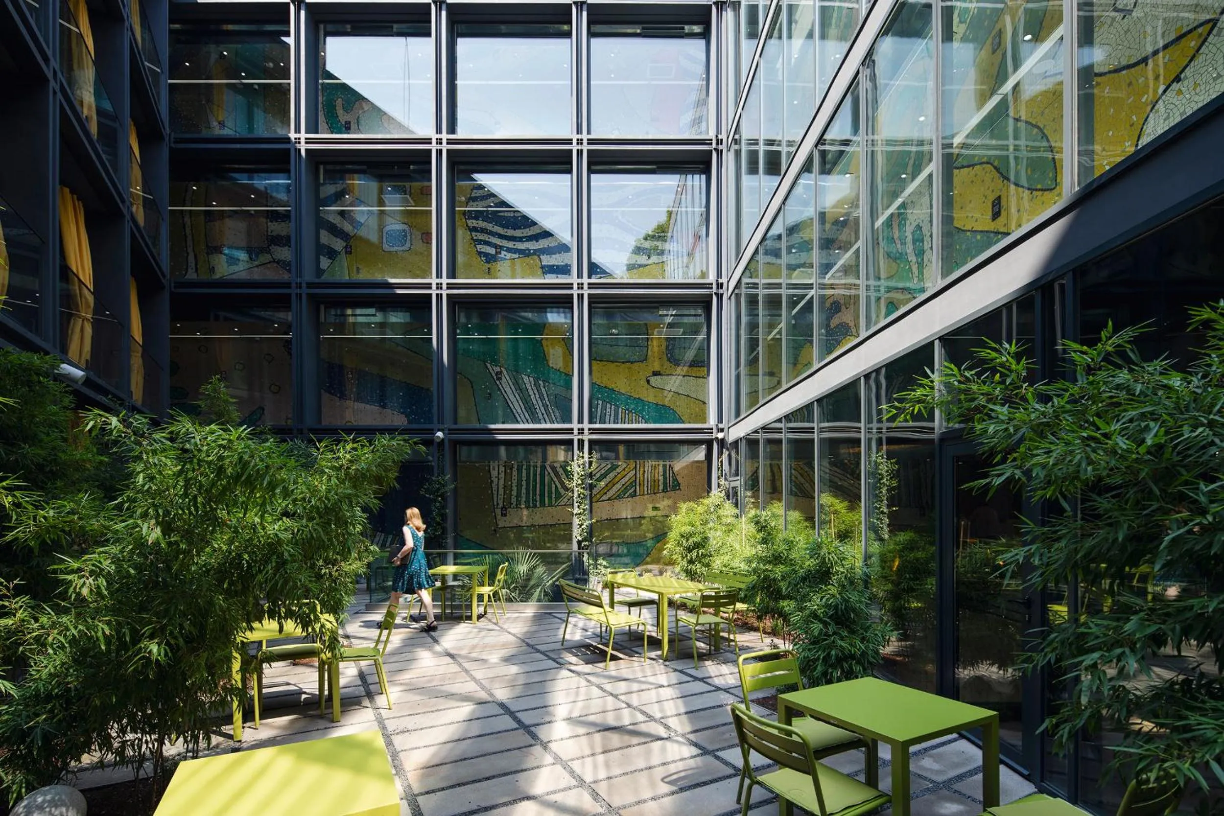 Patio in Glarros OldTown